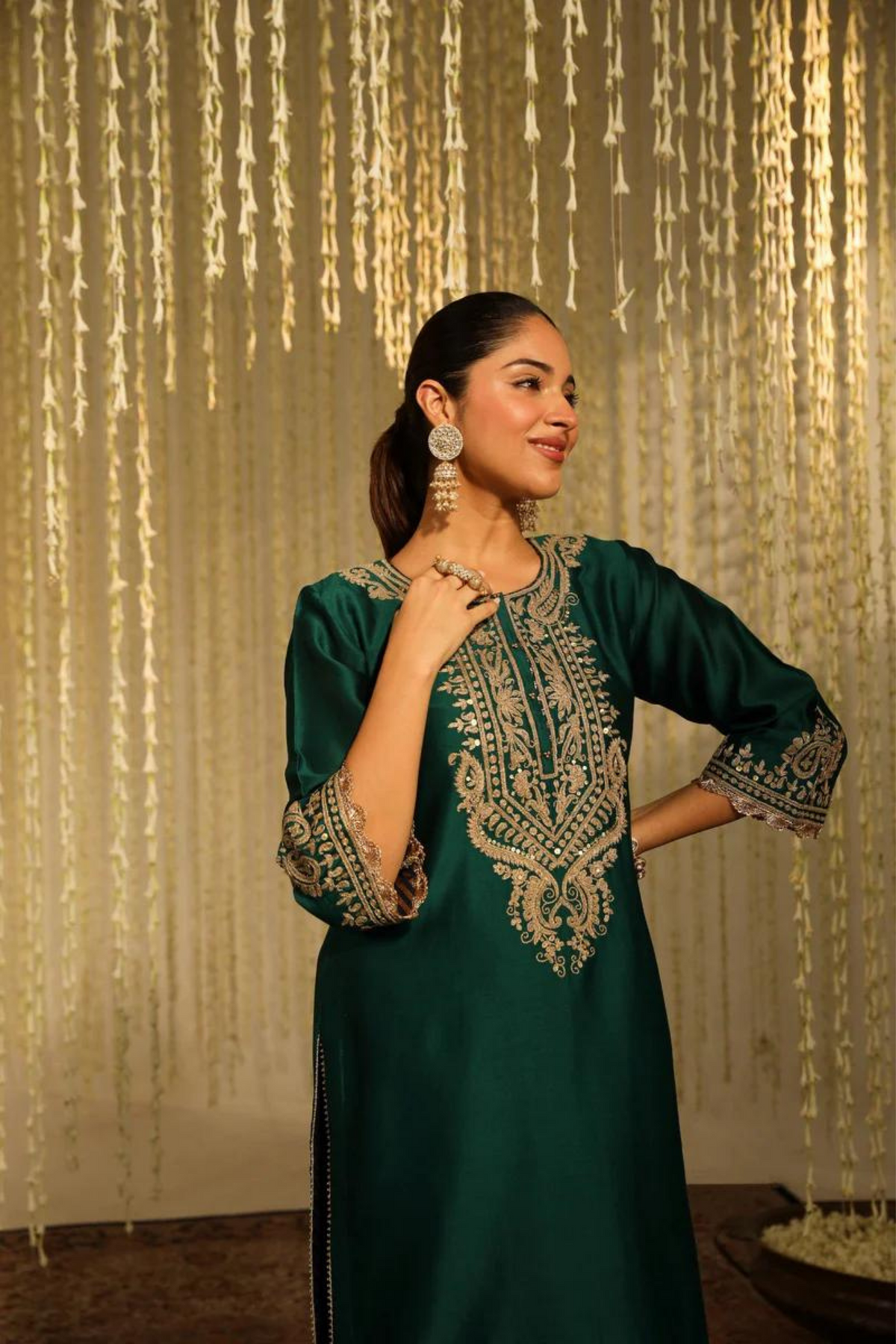 Amayra Emerald Green Kurta Set