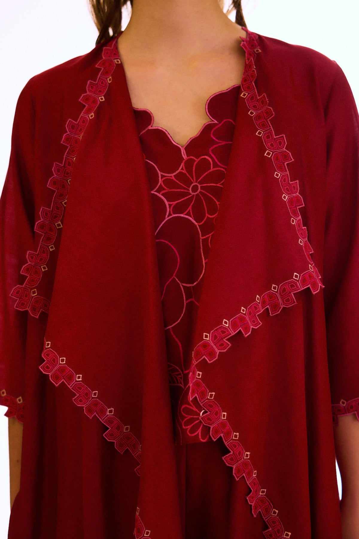 Berry Long Zealous Embroidered Cape