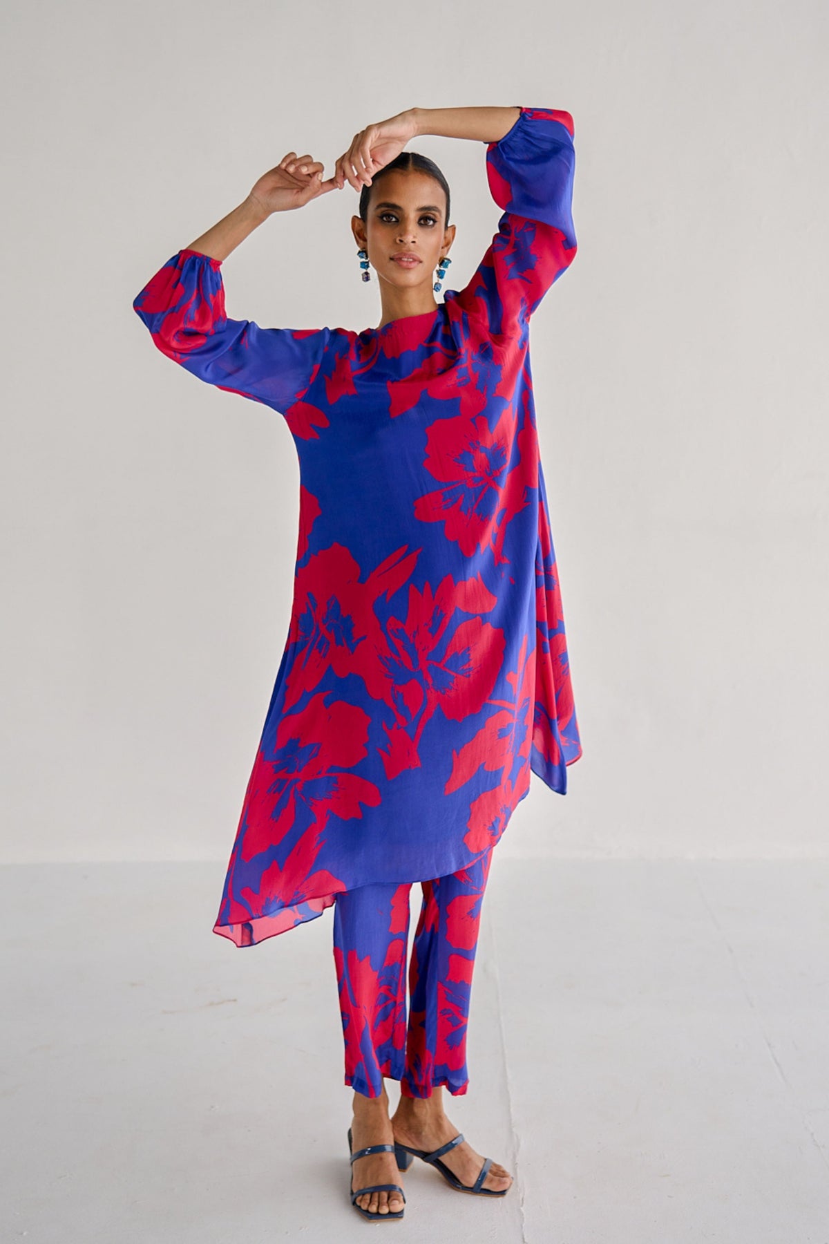 Blue Print a Line Kurta Set