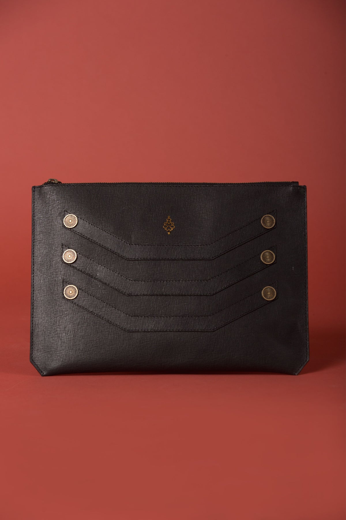 Propeller Clutch Bag