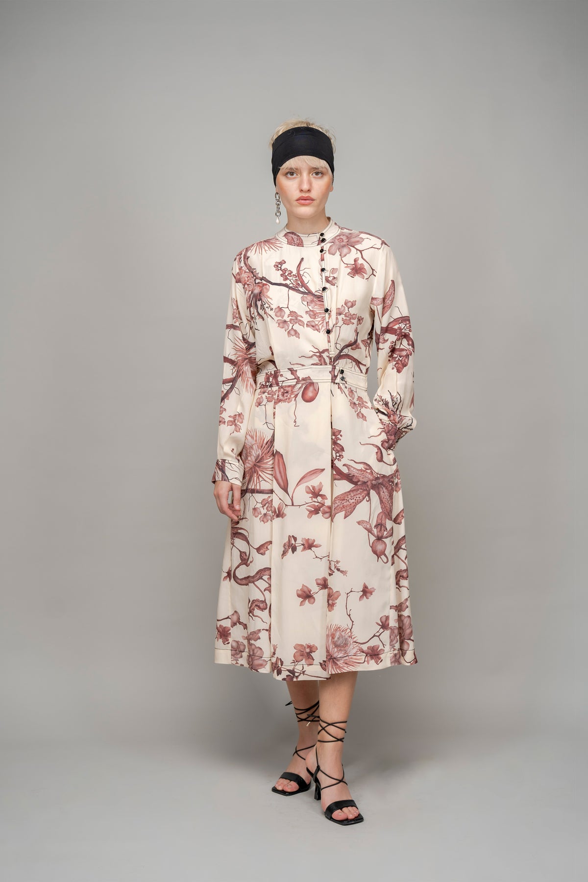 Garden Print Wrap Dress in Apricot