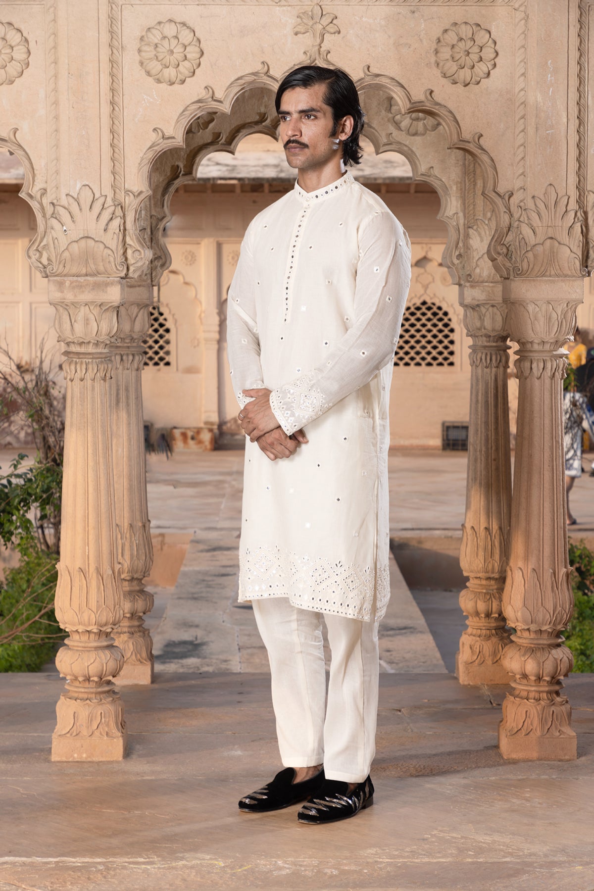 Off White Diamond Embroidered Kurta Set