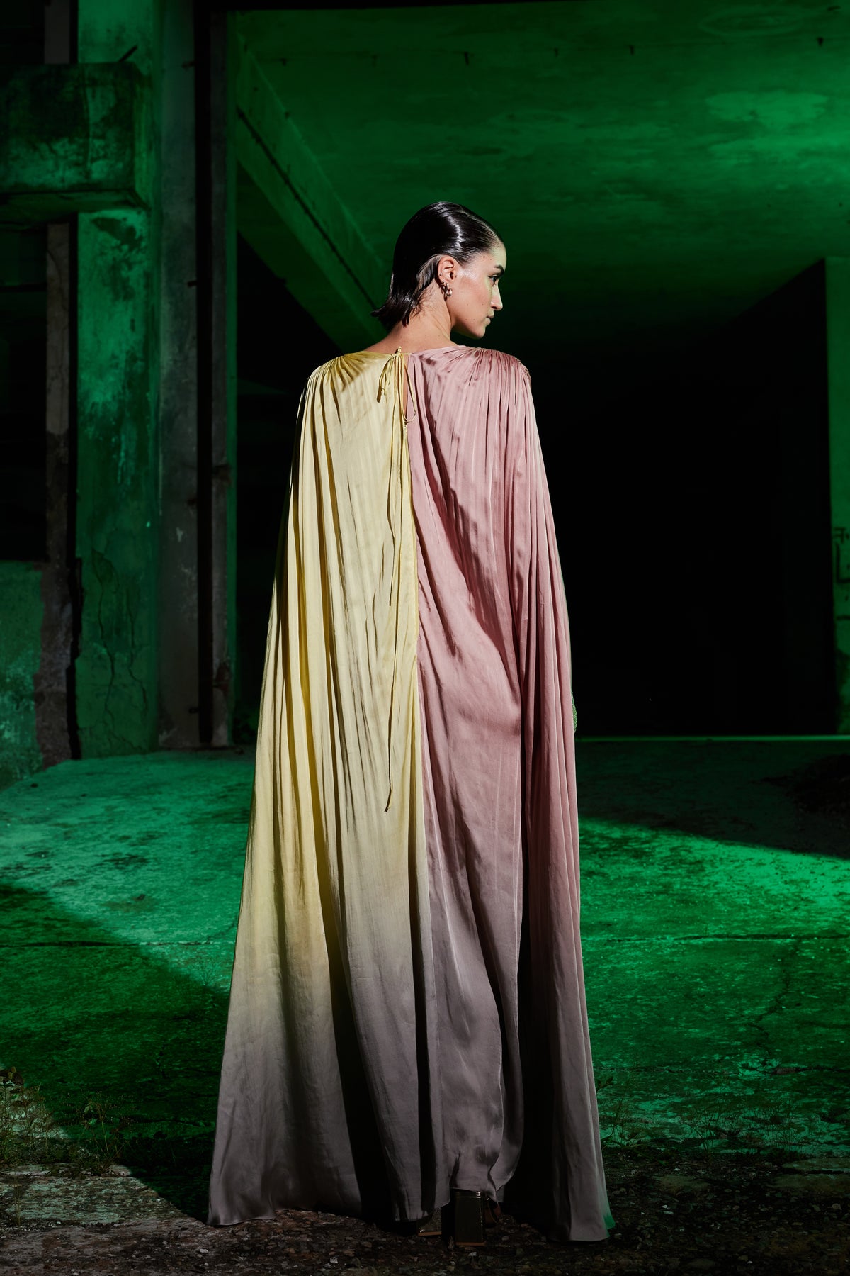 Gradient-dyed Gathered Kaftan