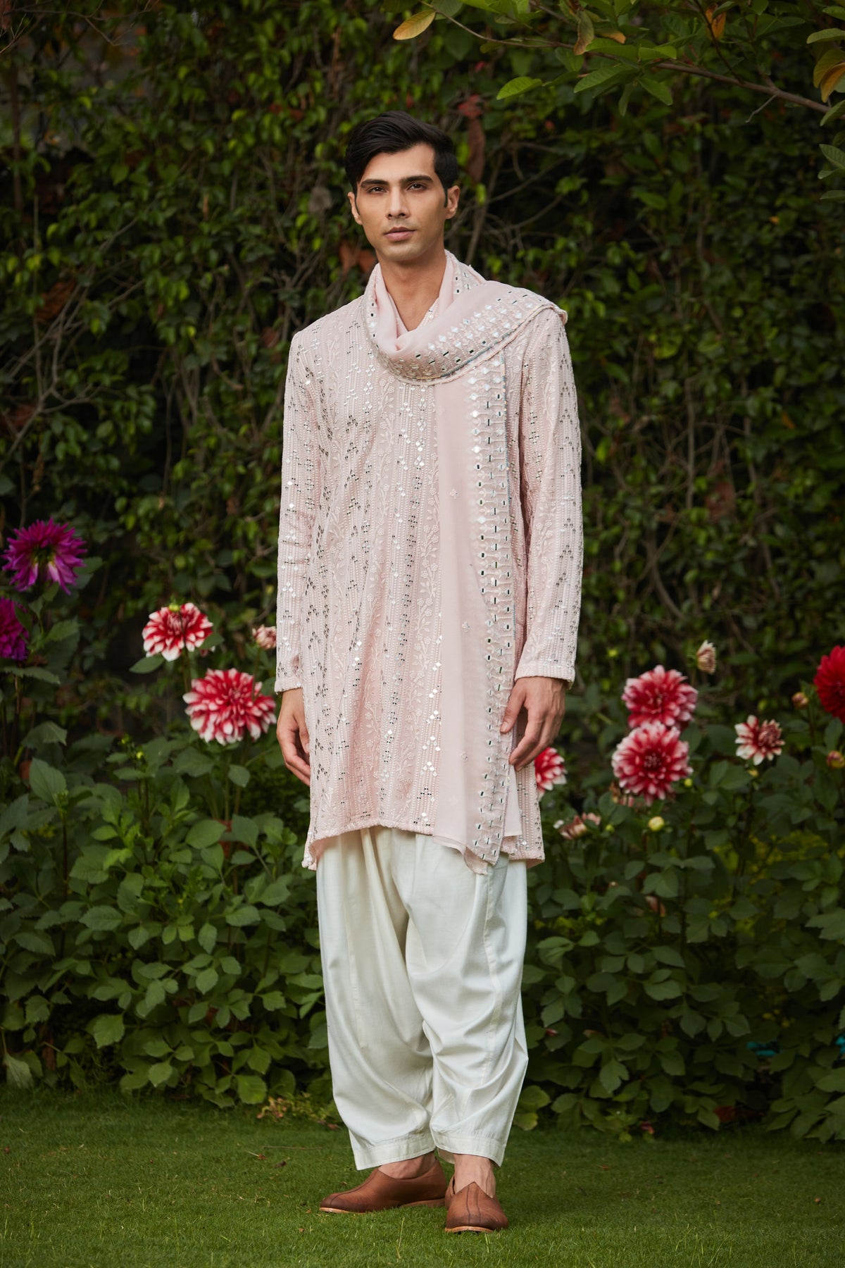 Sarva Chikankari Kurta Set