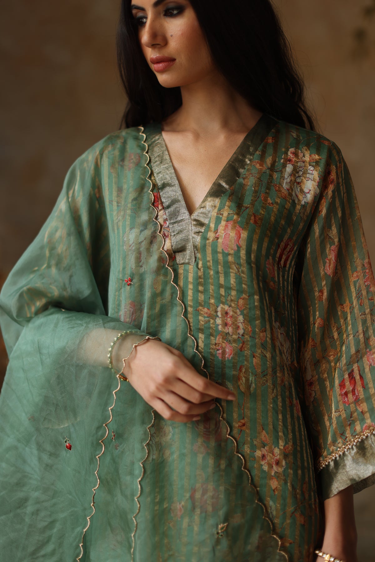 Ikai Kurta Set