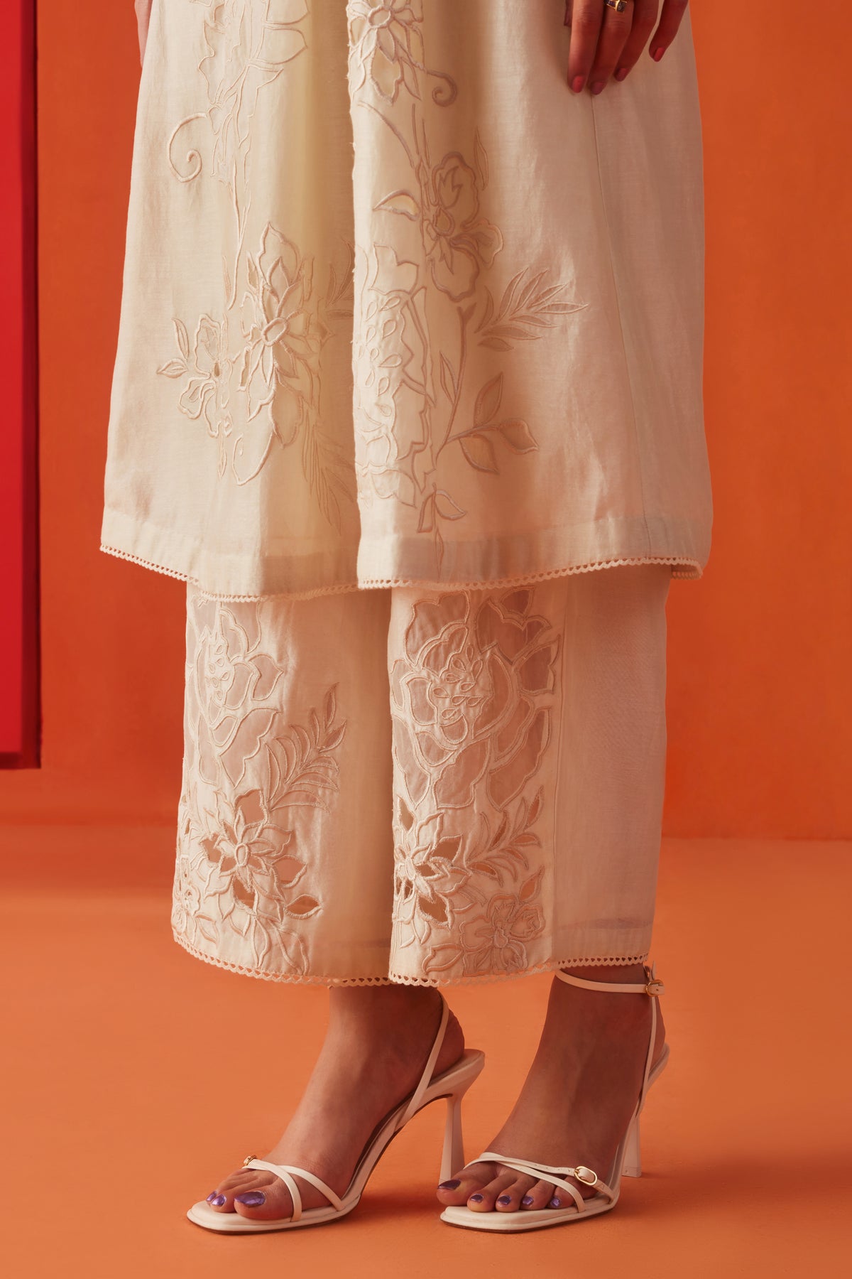 Ivory Threadwork Asymmetrical Kimono Kurta Set