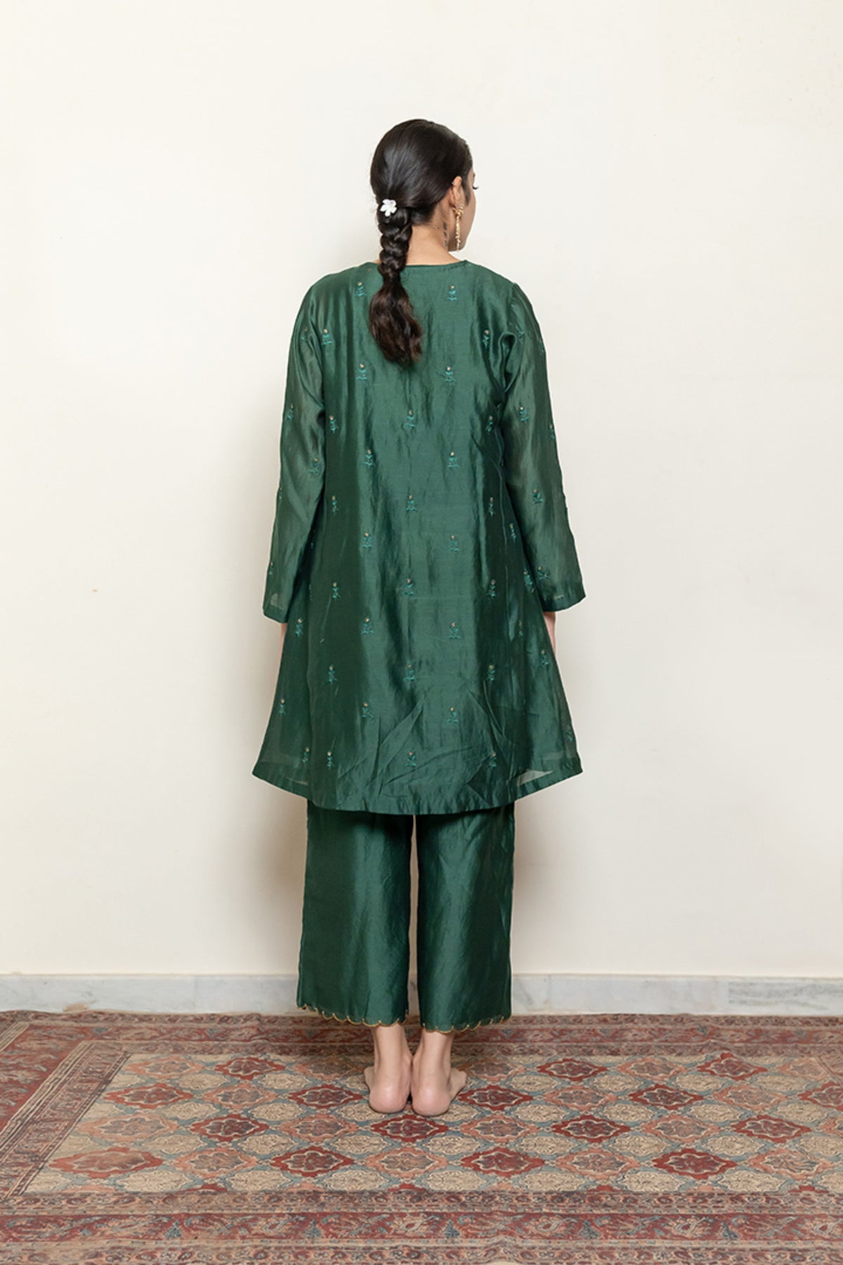 Roohi Kalidaar Kurta With Odhani