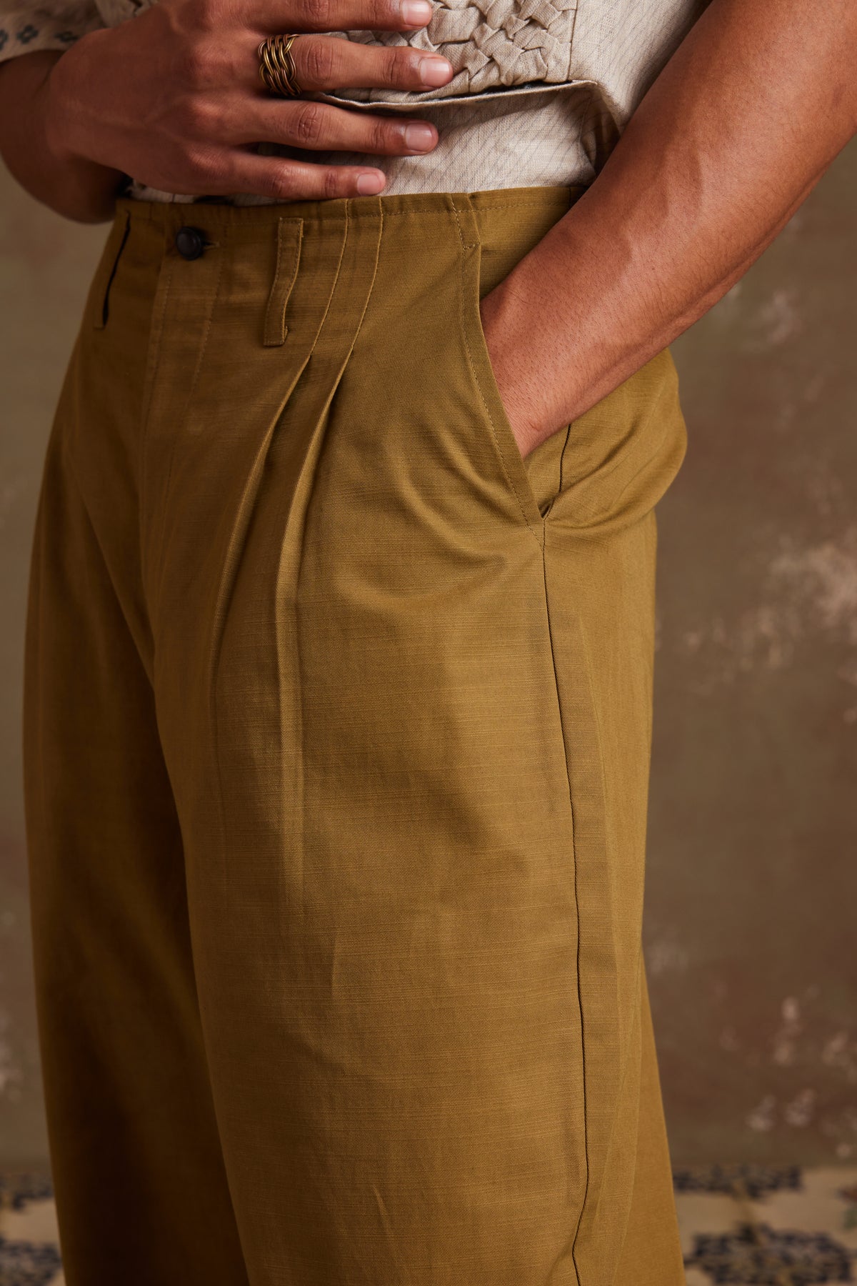 Olive Kahlo Pants