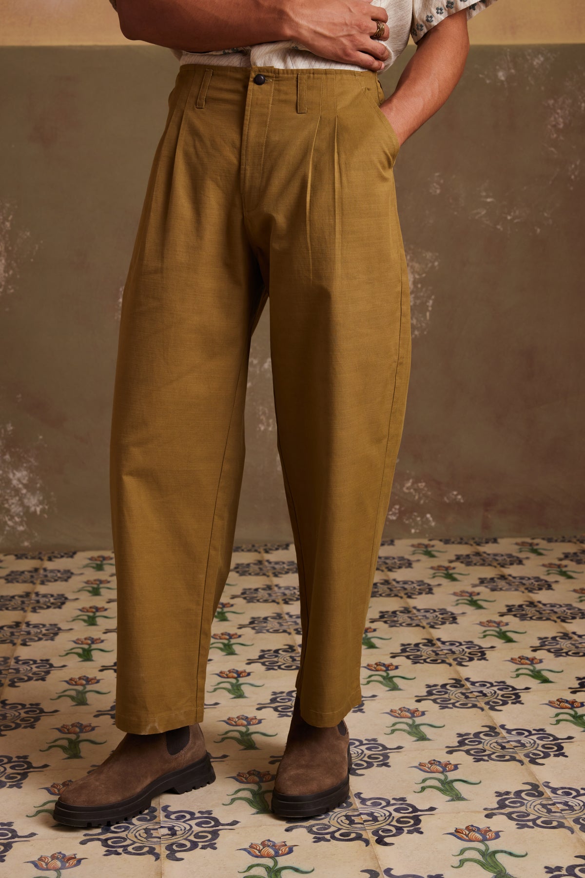 Olive Kahlo Pants