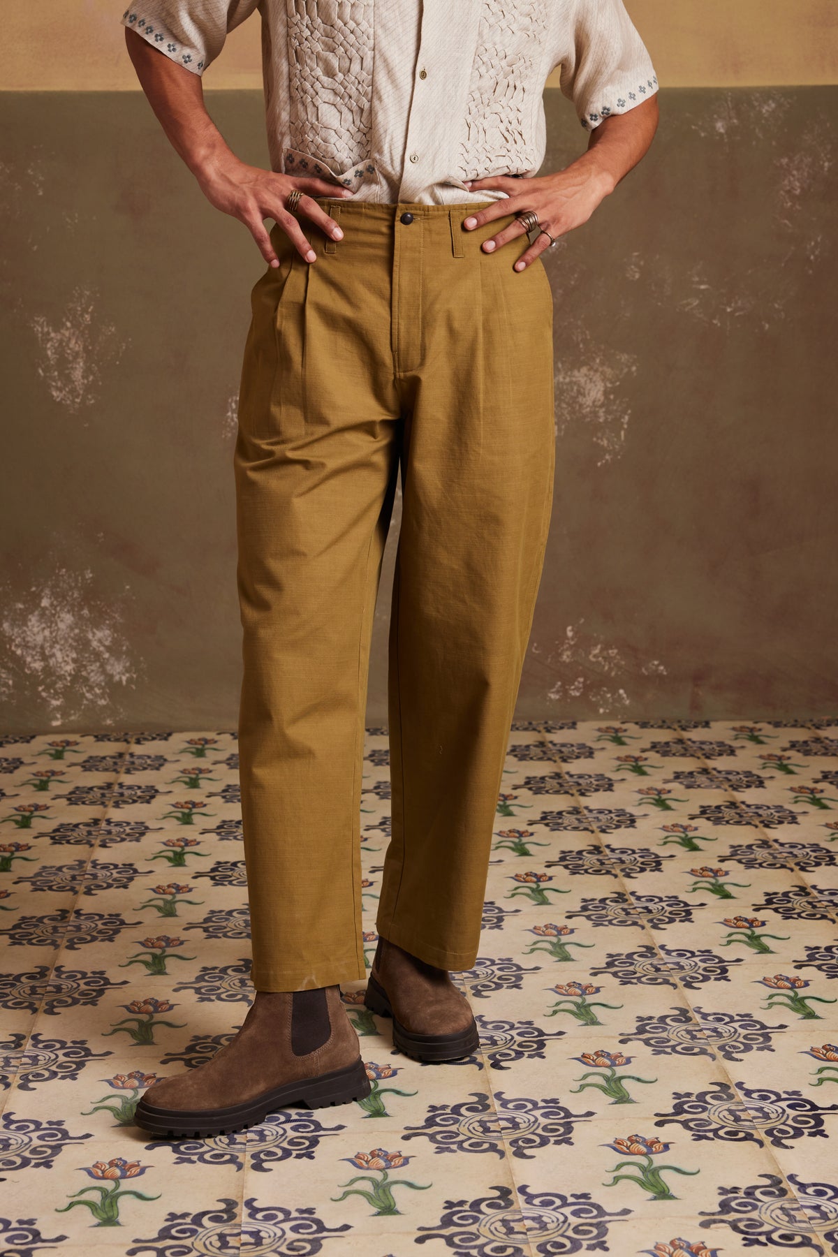 Olive Kahlo Pants