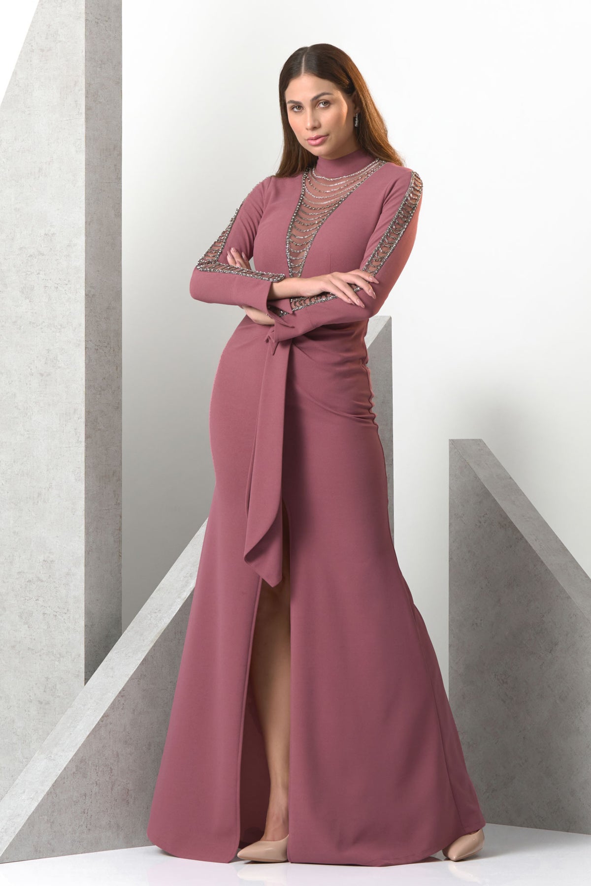 Traingle High Neck Smoked Pink Gown