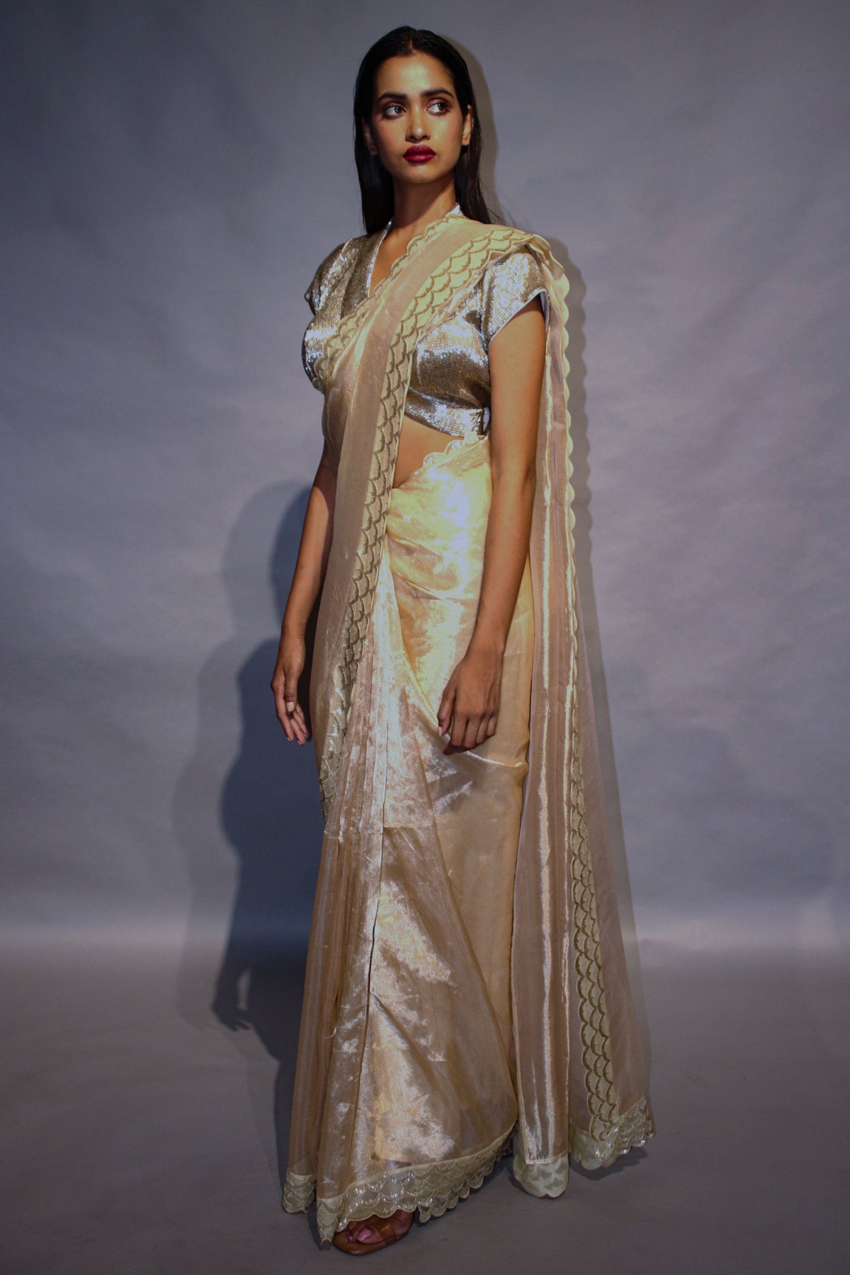 Swaloow Piped Golden Saree