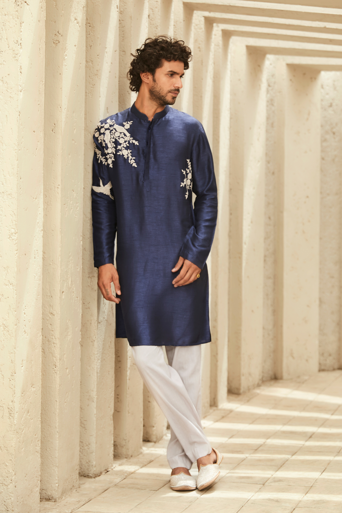 The Heritage Noir Kurta Set