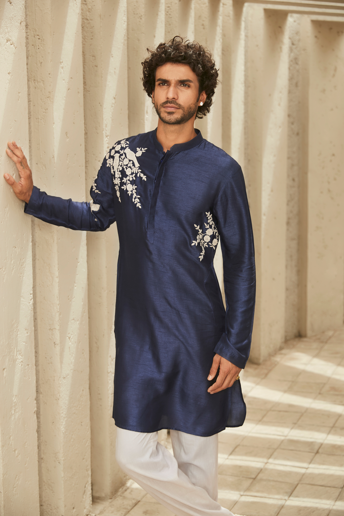 The Heritage Noir Kurta Set