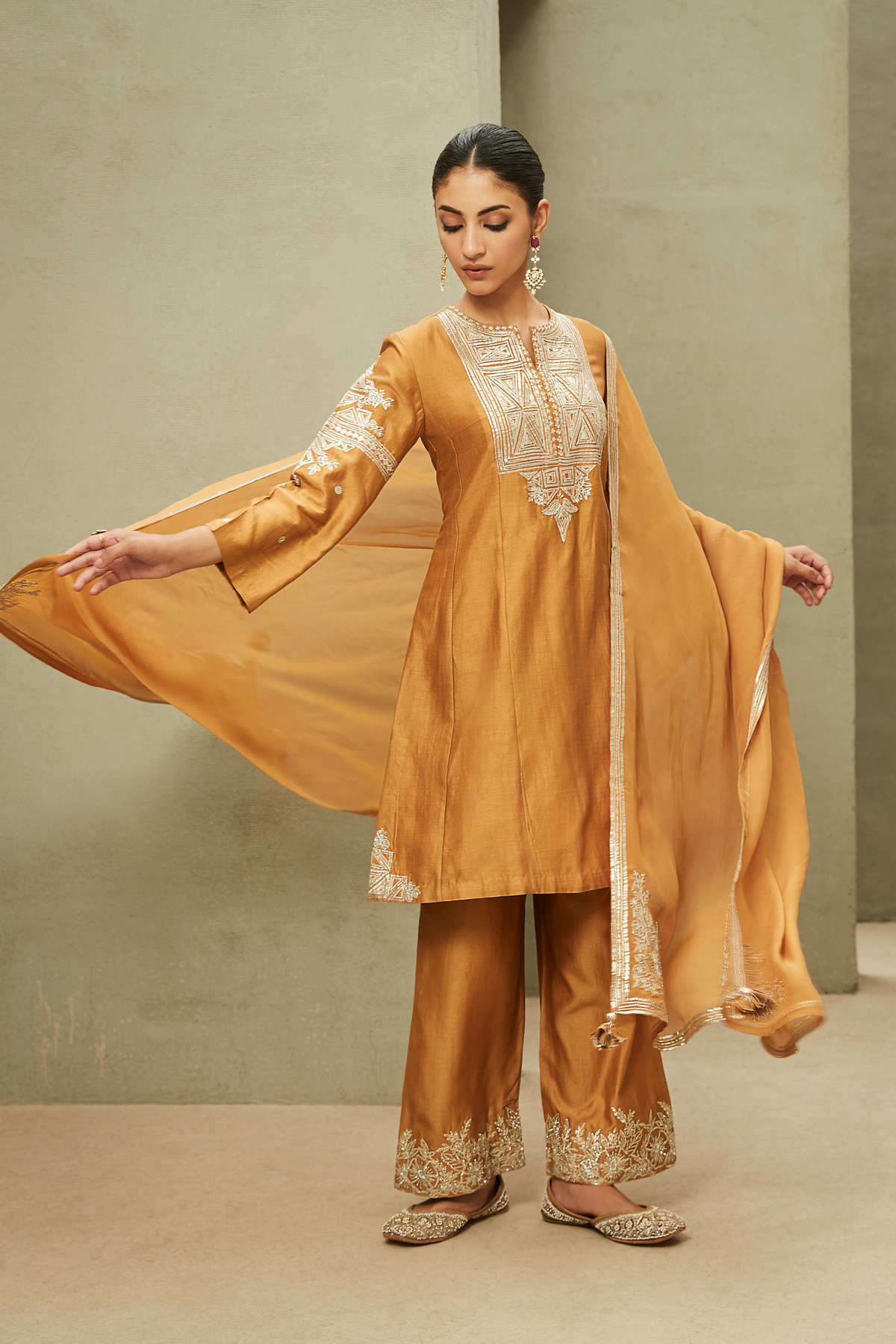 The Neo-Classic Kurta Set