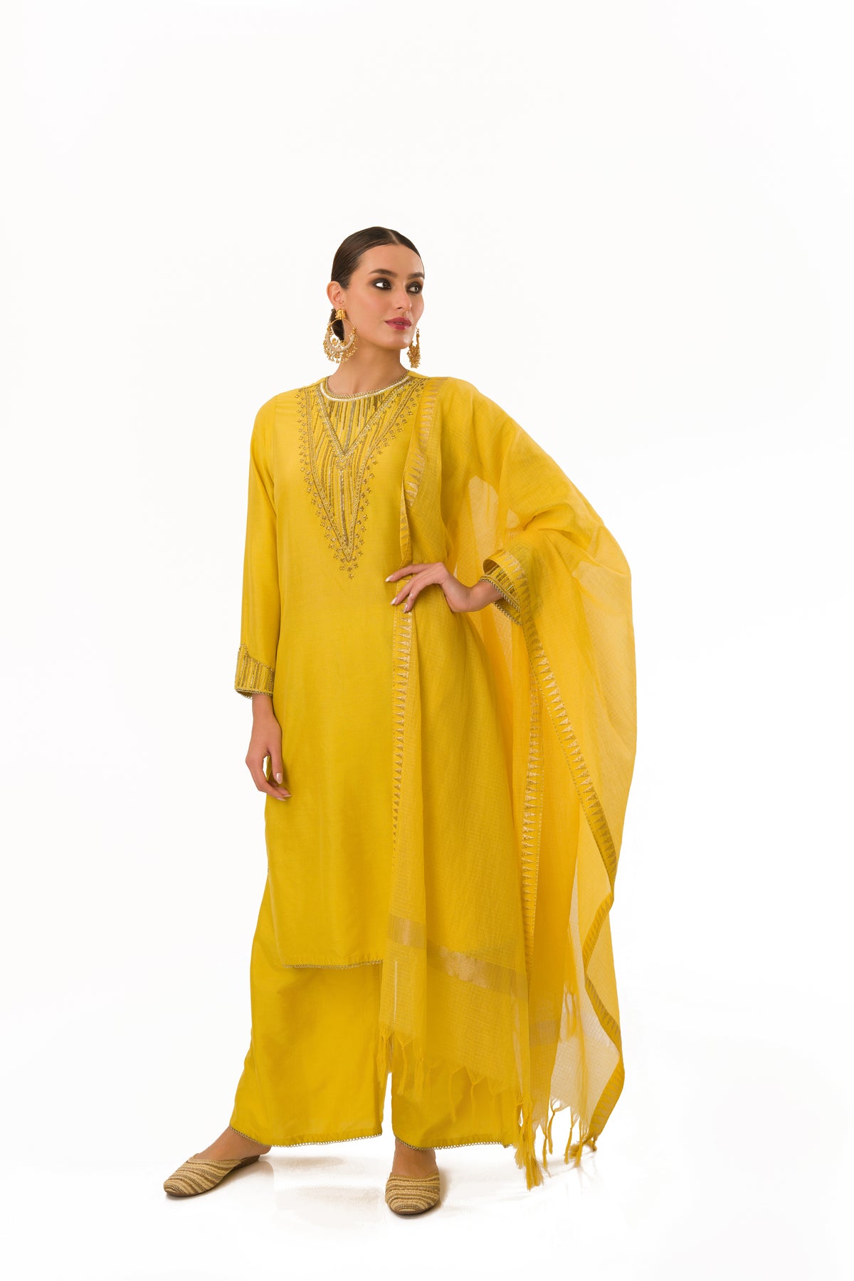 Amber Exquisite Kurta Set