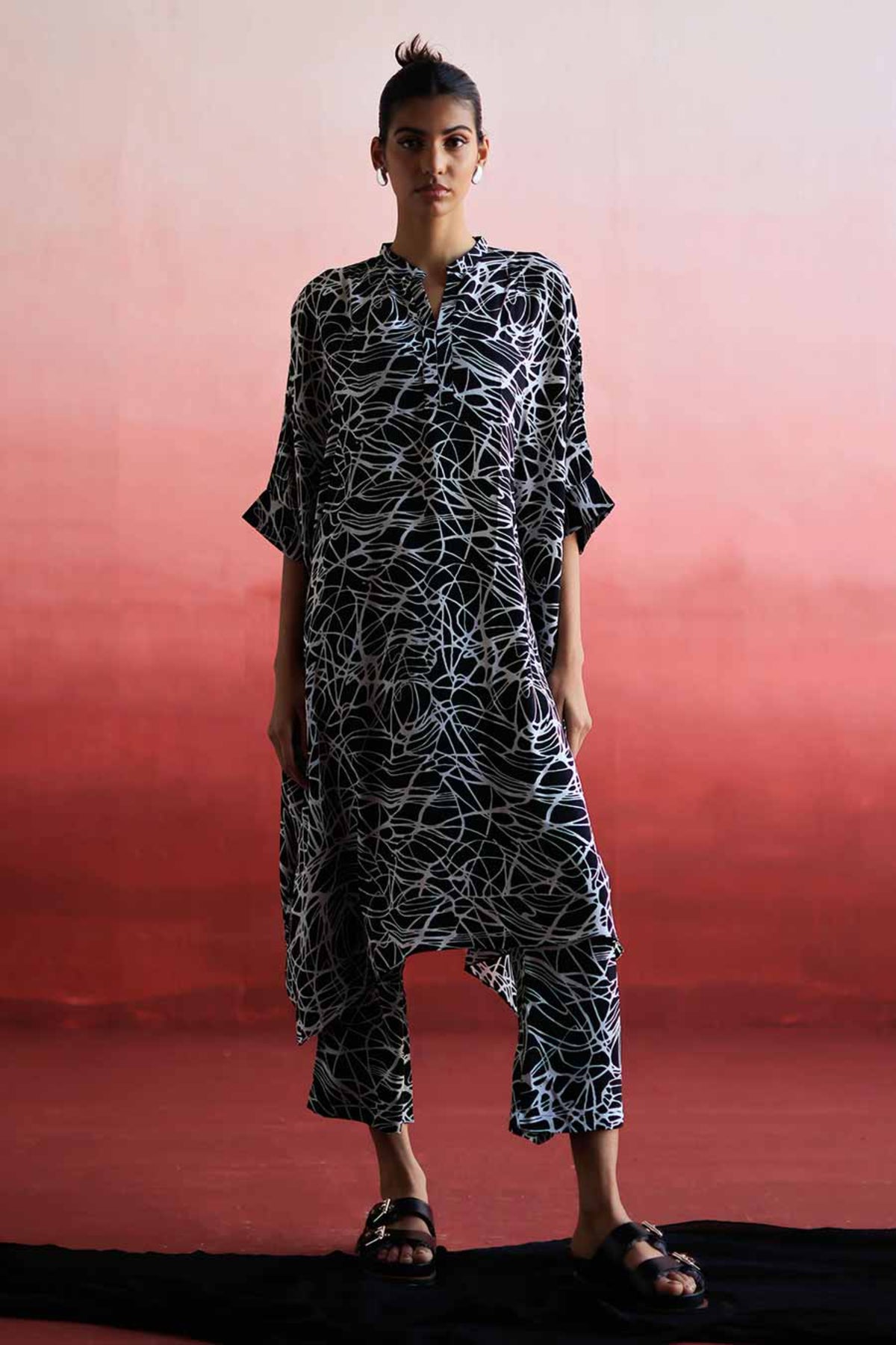 Zhen Long Kaftan Set