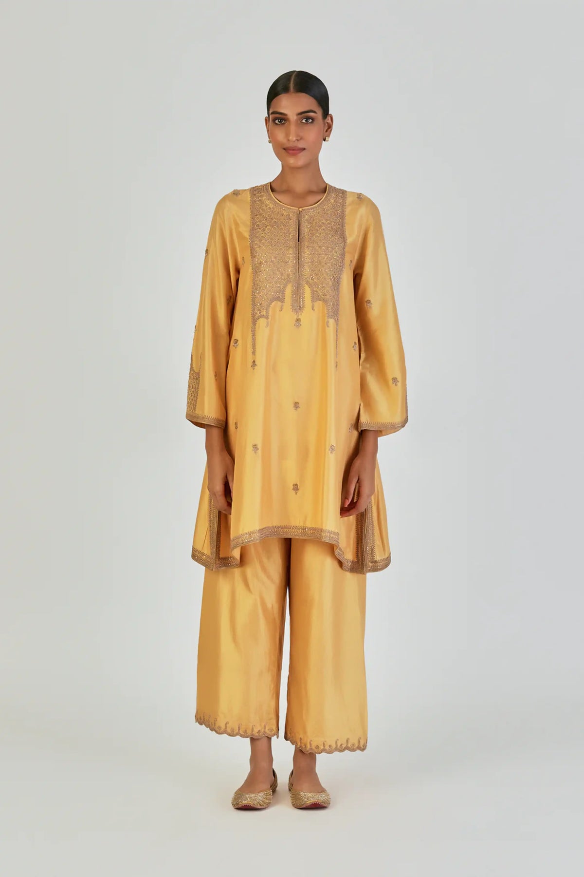 Indrani Kurta And Pant