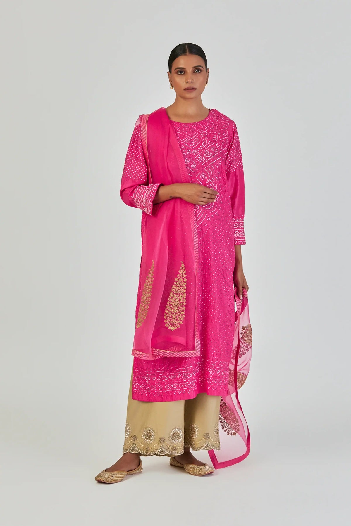 Mihika Kurta And Pant