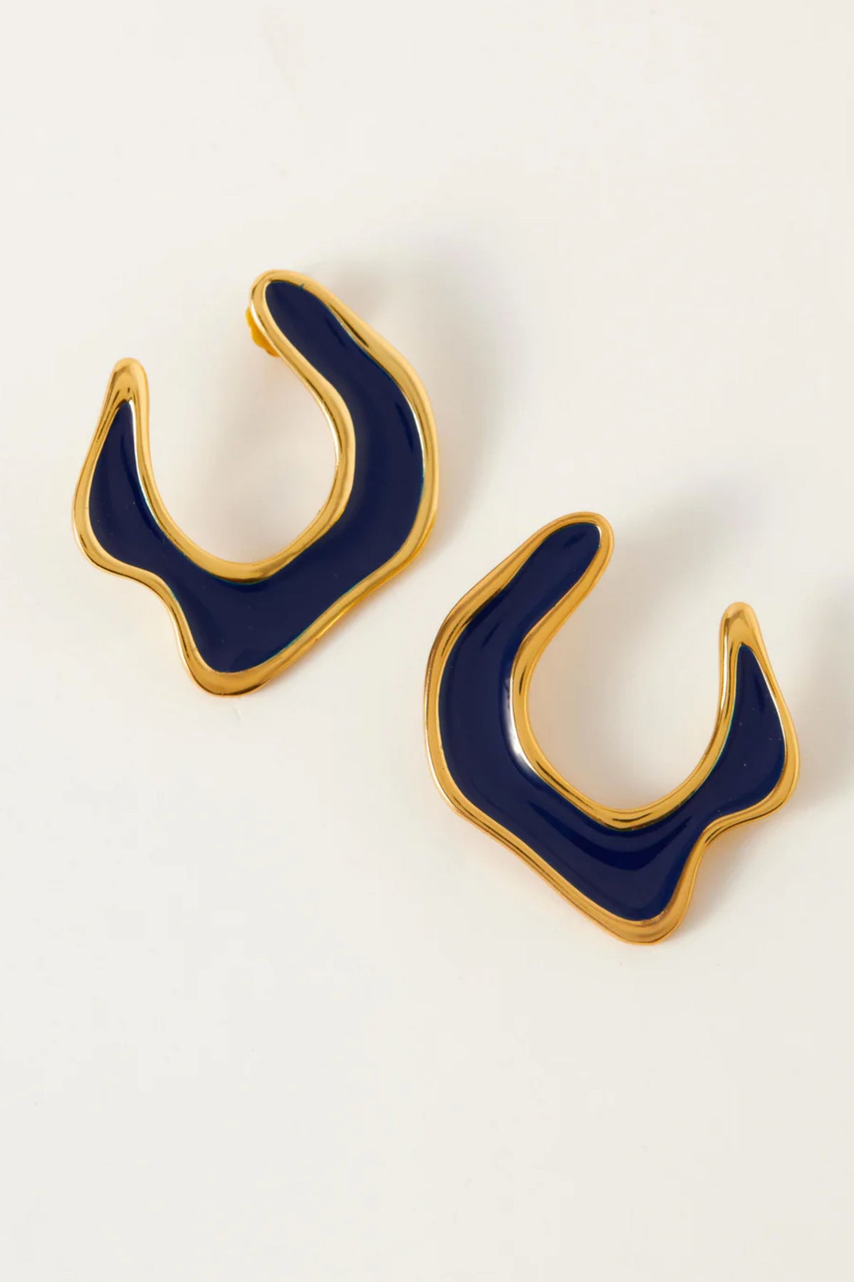 Hawaii-s Navy Earrings