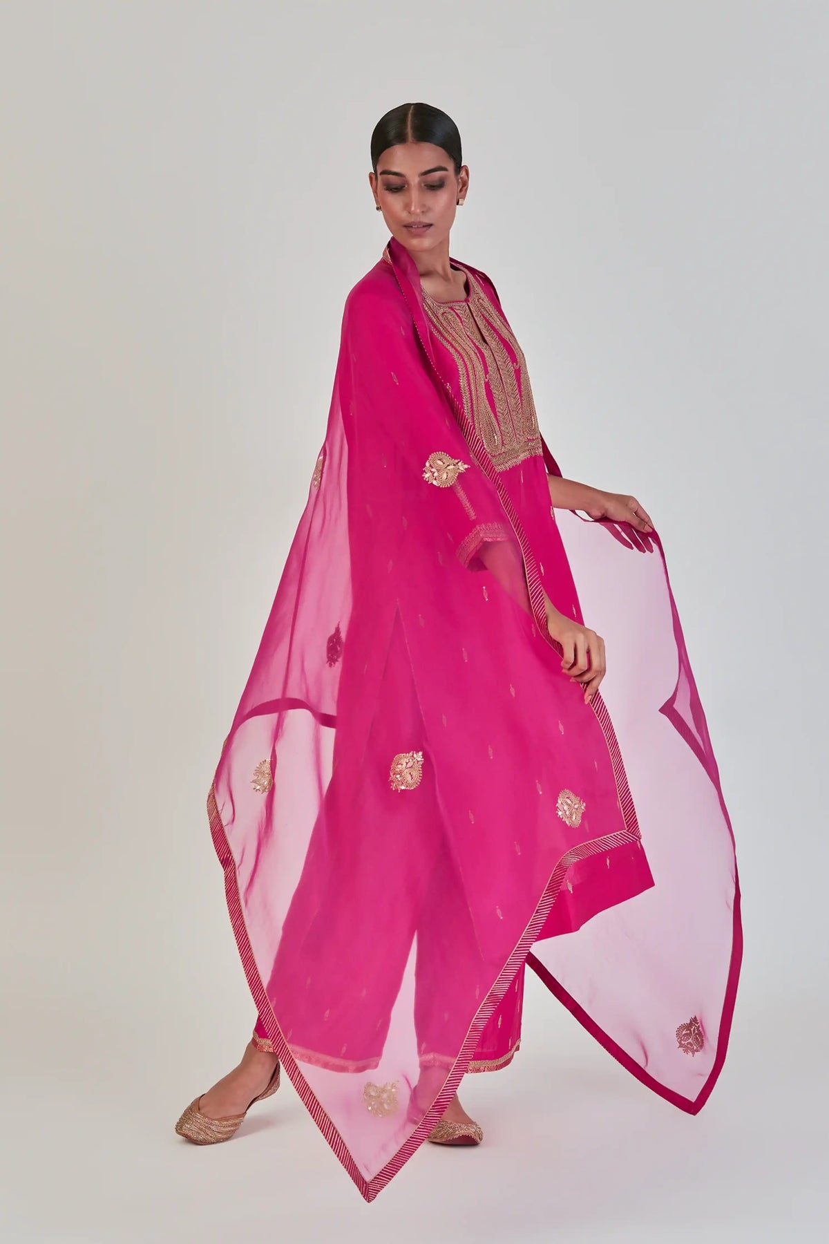 Shivani Dupatta