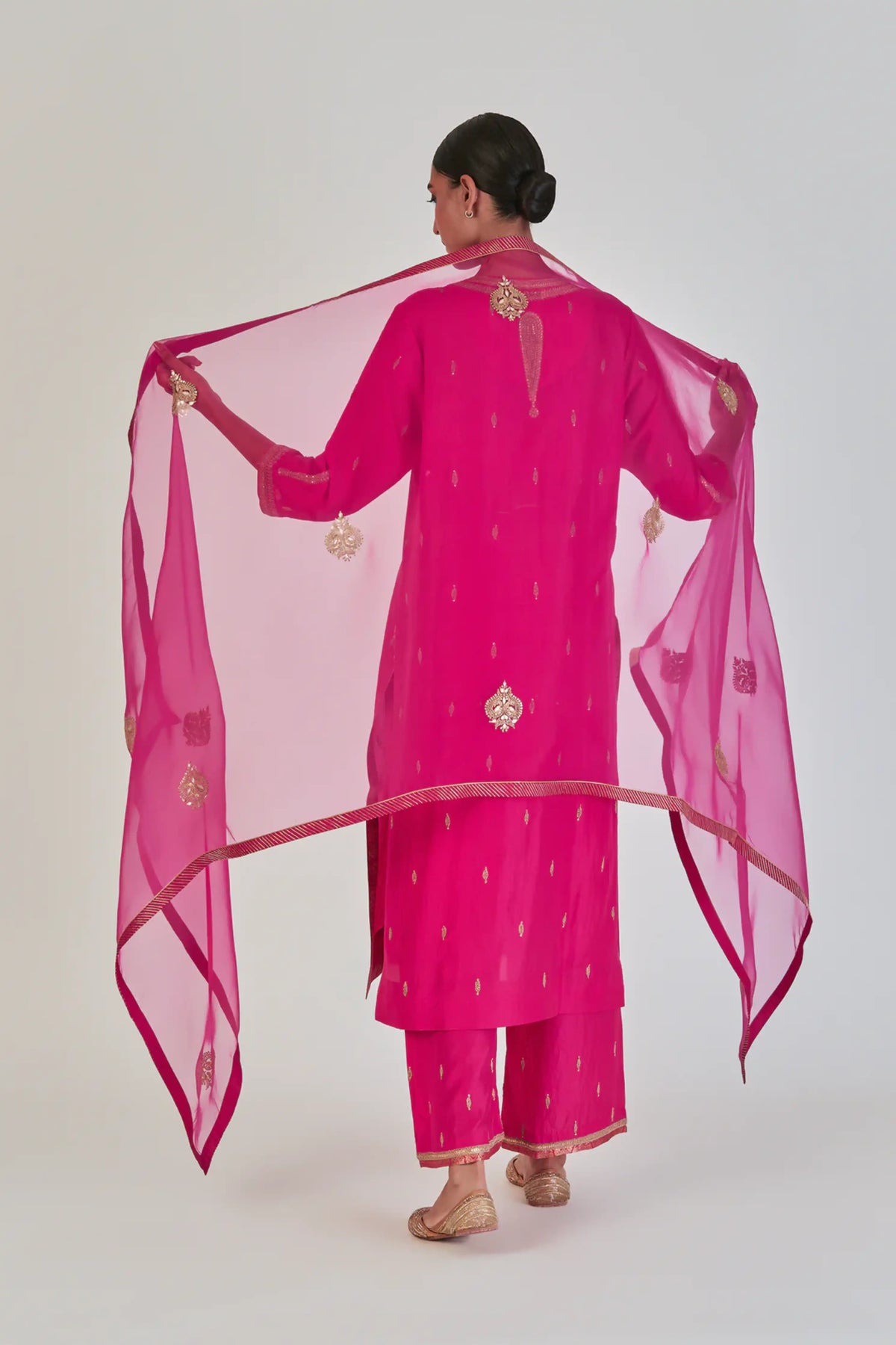 Shivani Dupatta