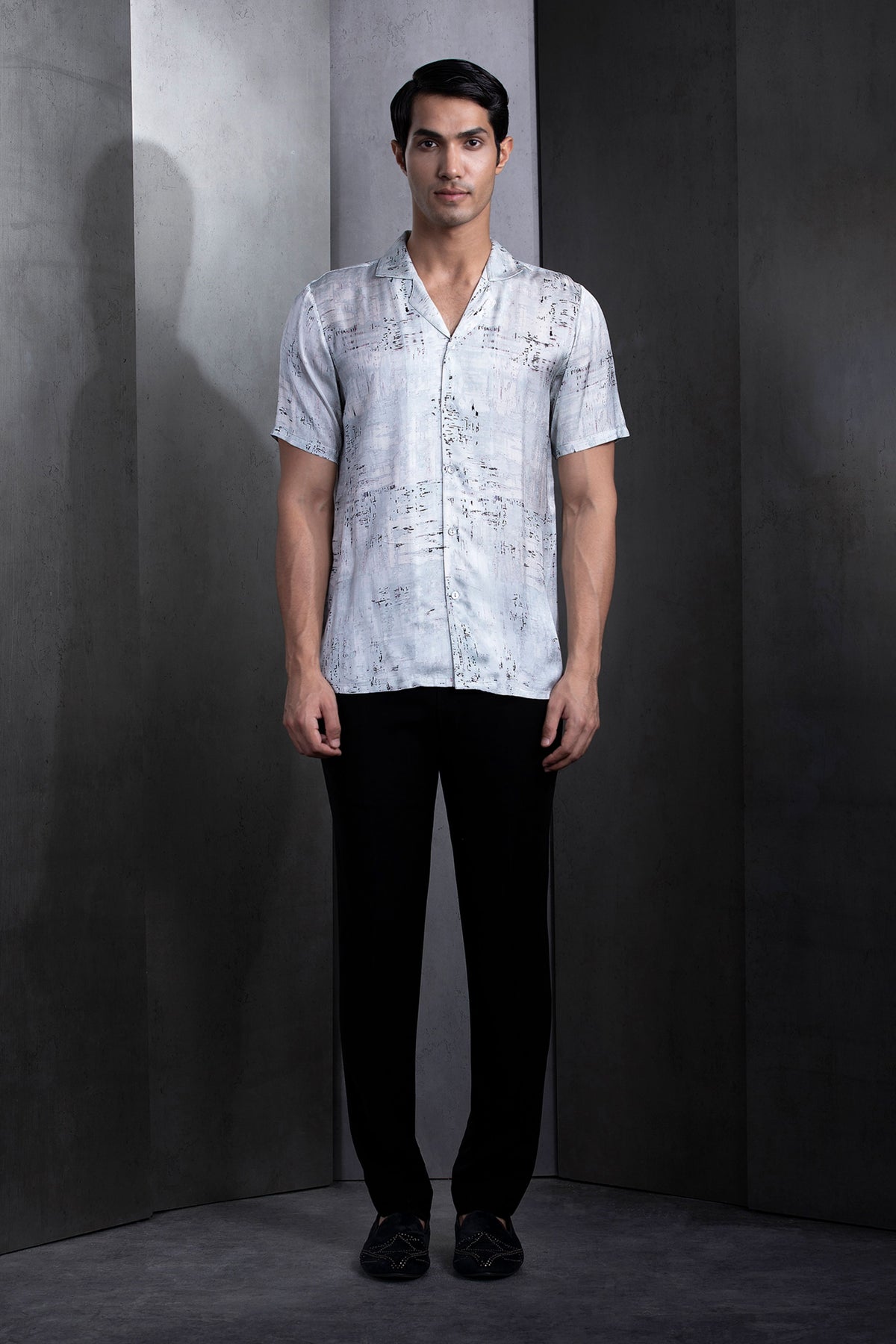 Aeolian Vertical Glitch Shirt