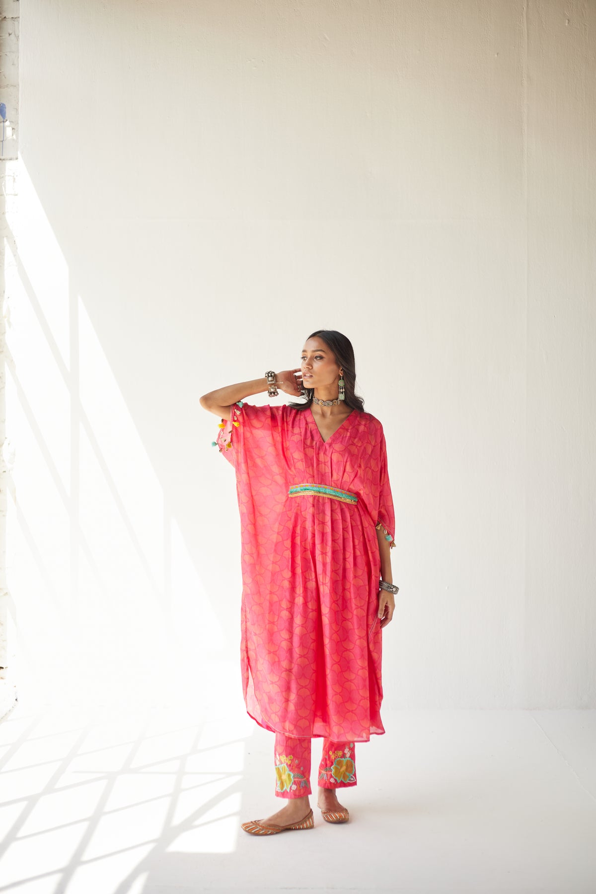 Dupahar Kaftan Set