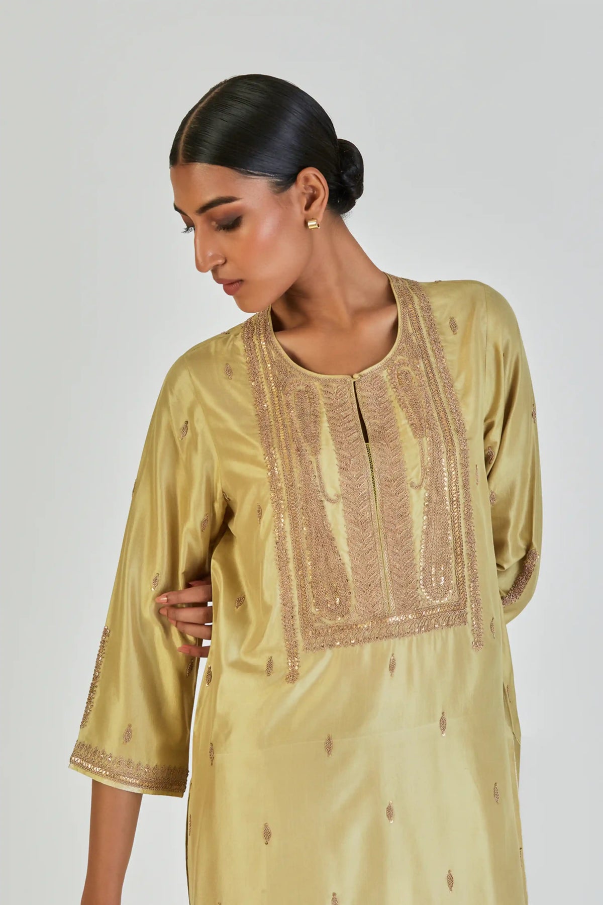 Shrisha Kurta And Pant