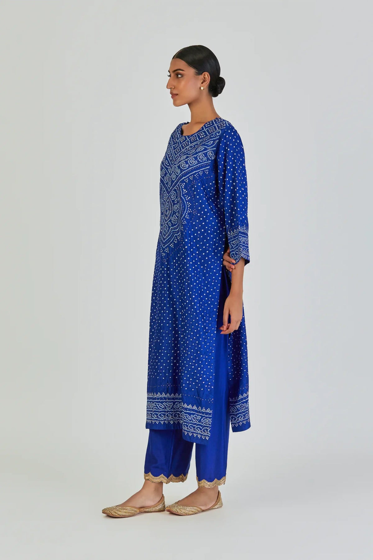 Mihika Kurta And Pant