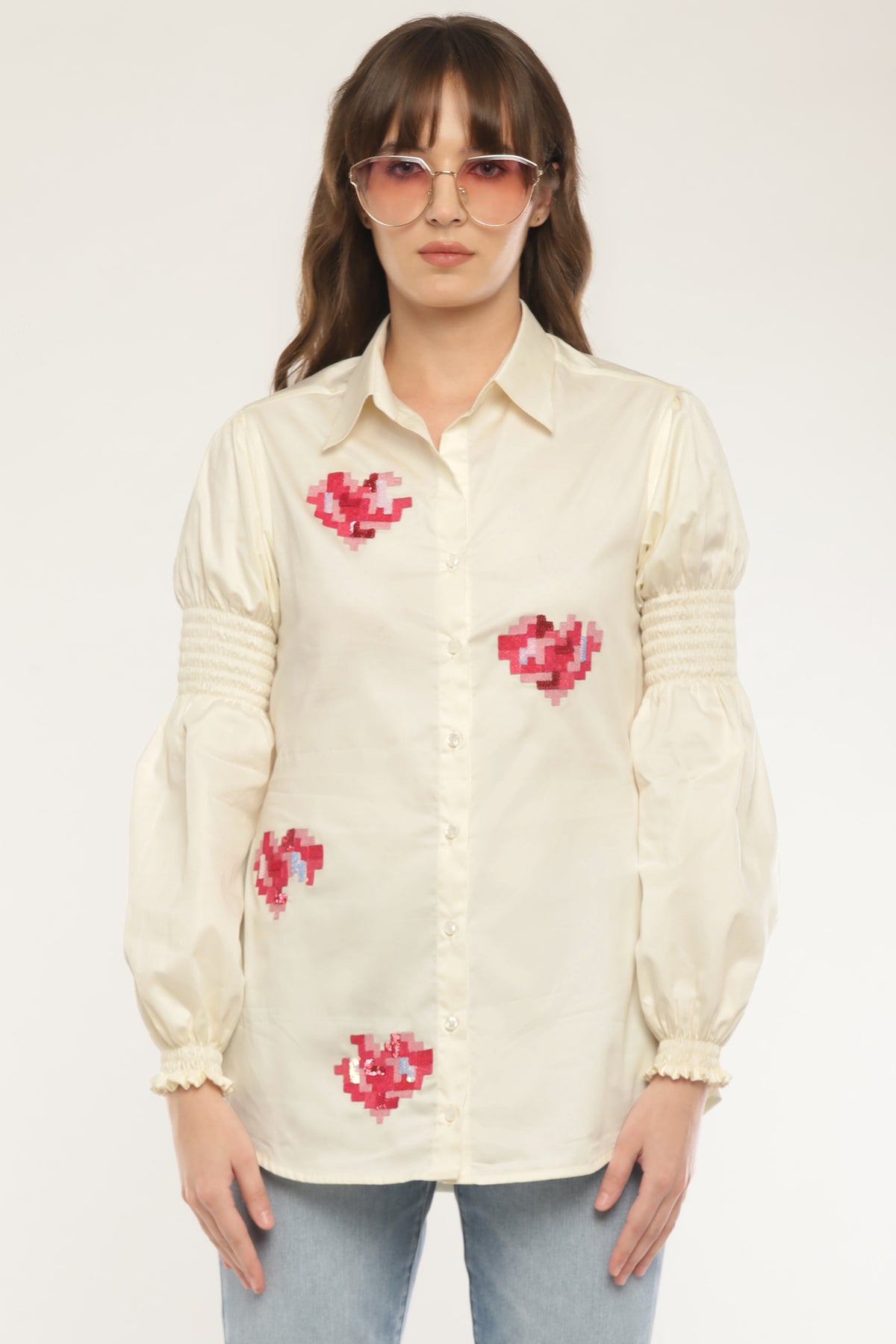 Ivory Heart patched shirt