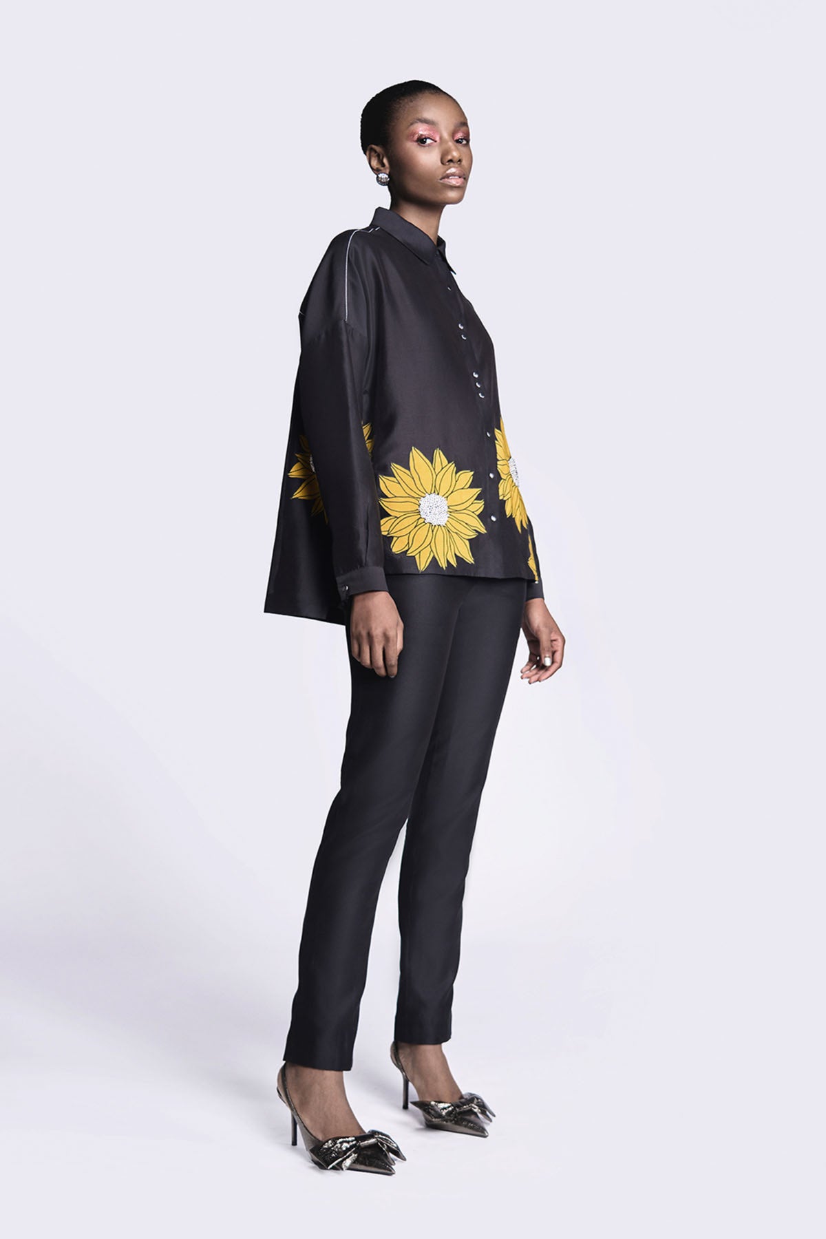 Sunflower Applique Boxy Shirt With Narrow  Pants