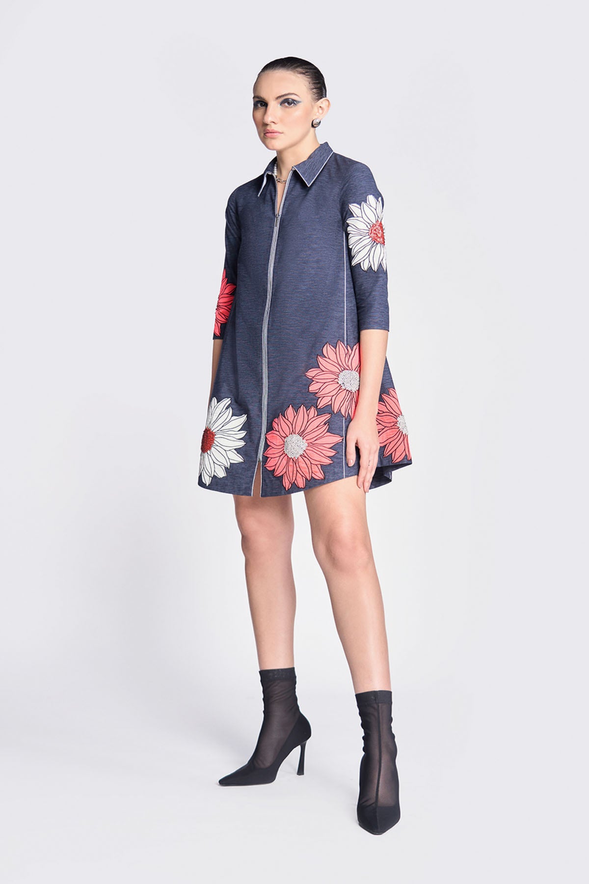 Flower Applique Side Triangle Shirt Dress