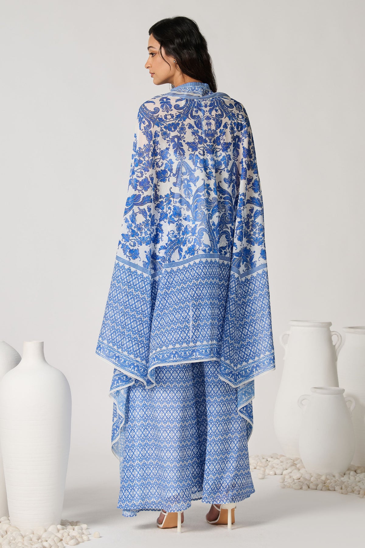 Azulejo Printed Cape