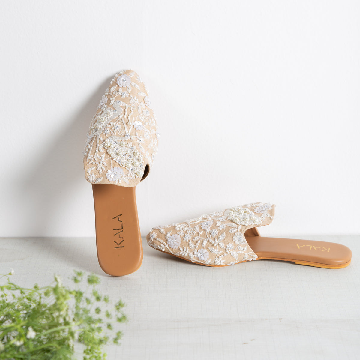 Ivory Dreams Mule