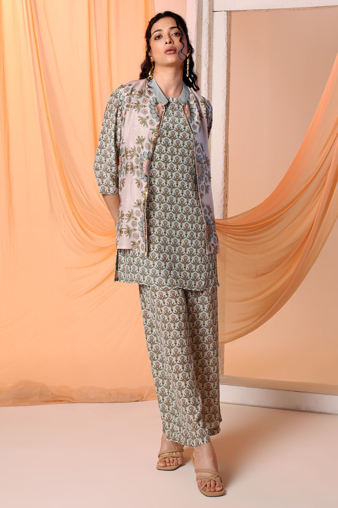 Earaya Printed Kurta Set