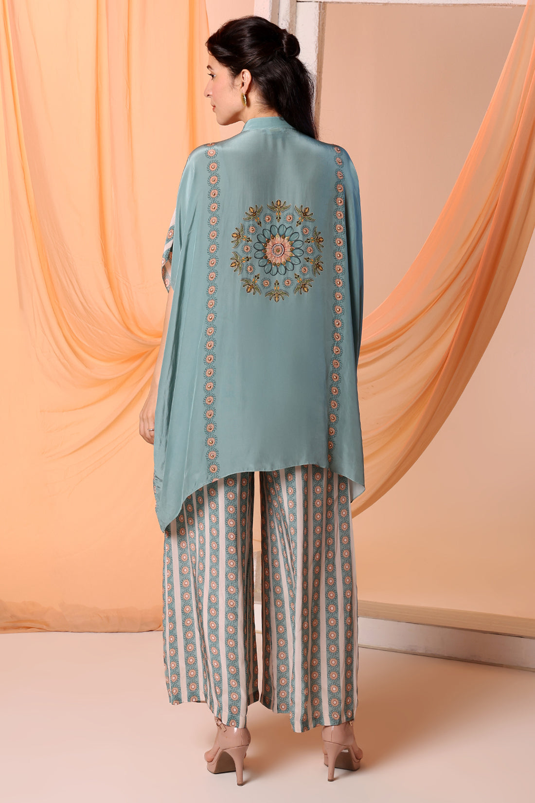 Eraya Embellished Kaftan Set