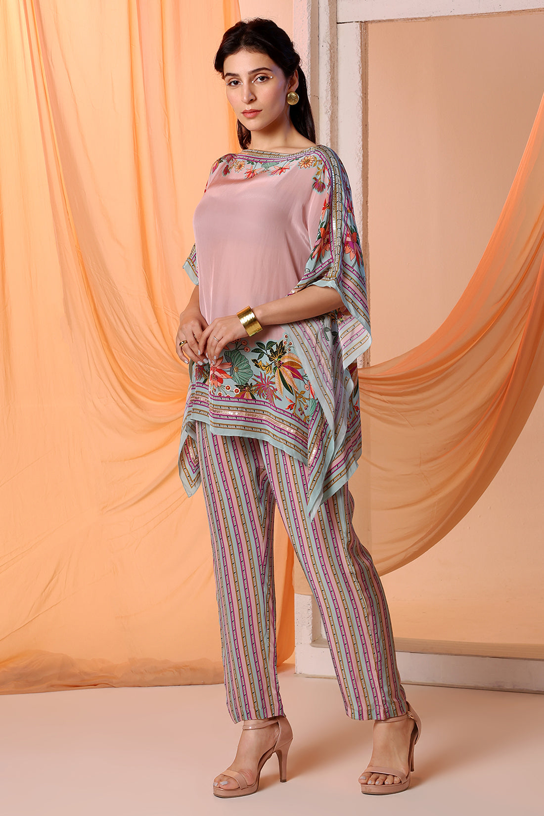 Arani Embellished Kaftan Set