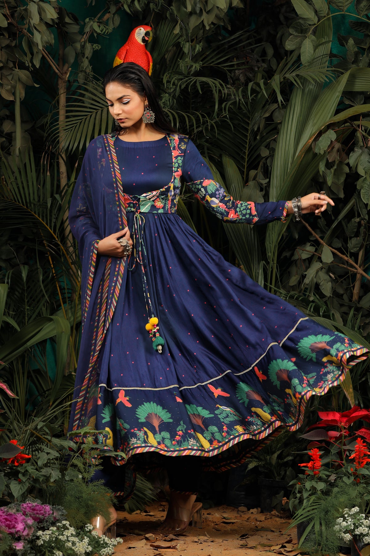 Kainaat anarkali set