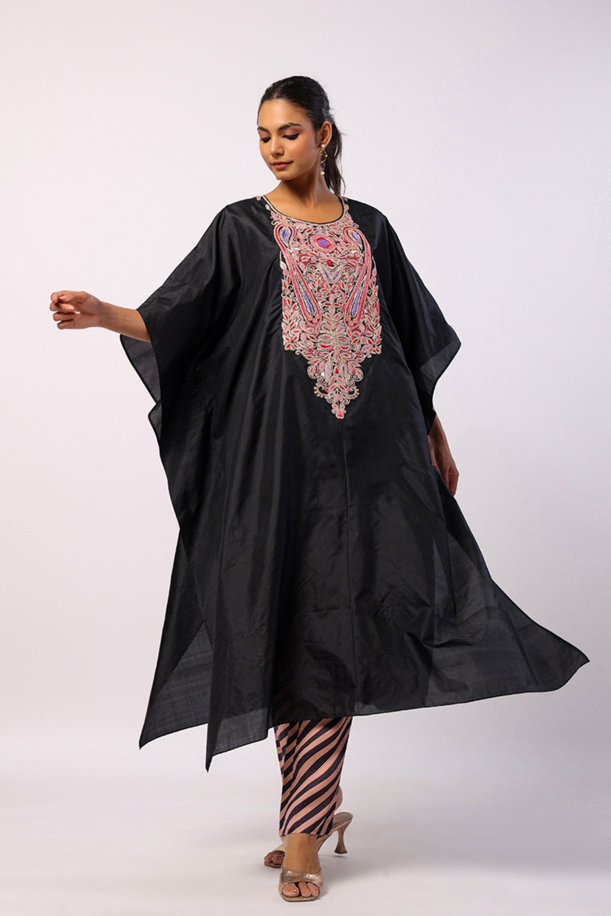 Resham Black Kaftan Set