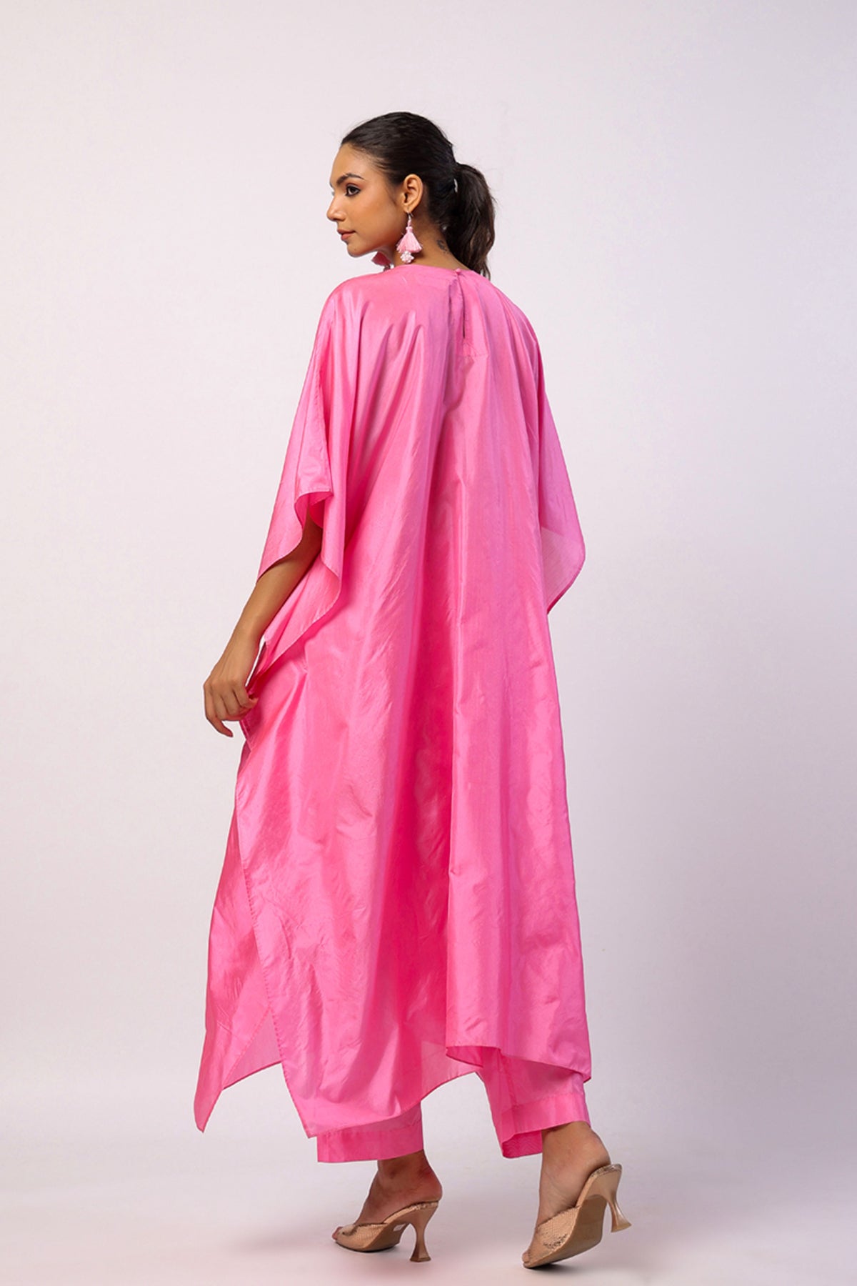 Resham Pink Kaftan Set