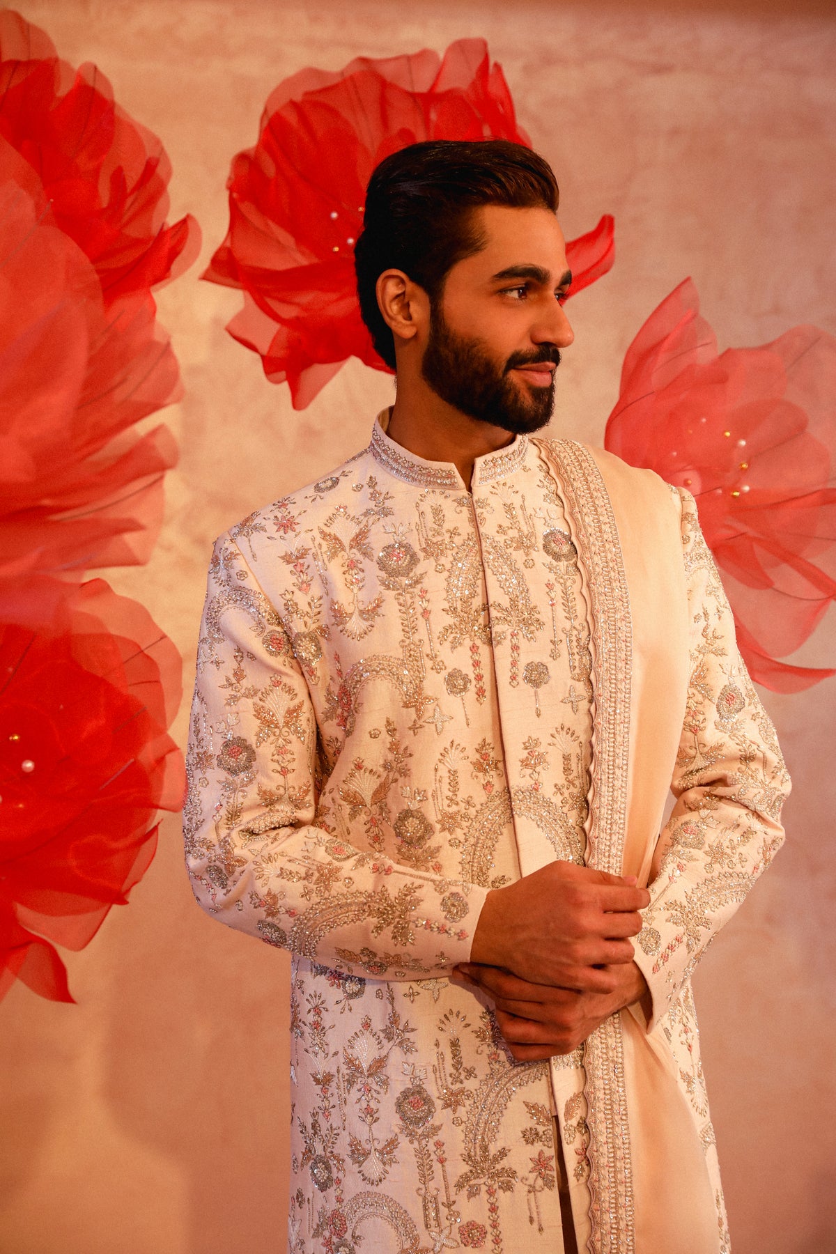 Calming ivory embroided sherwani