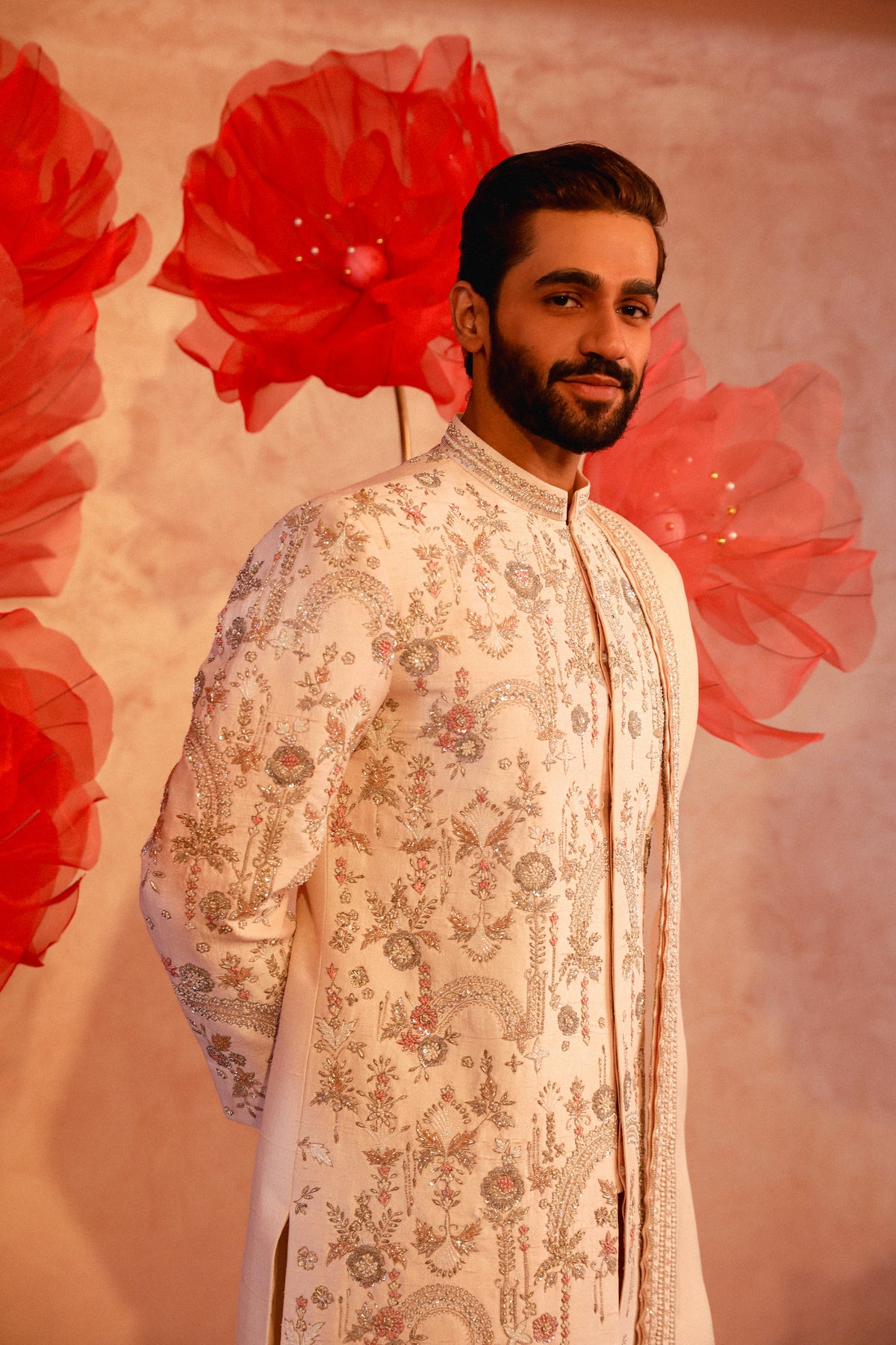 Calming ivory embroided sherwani