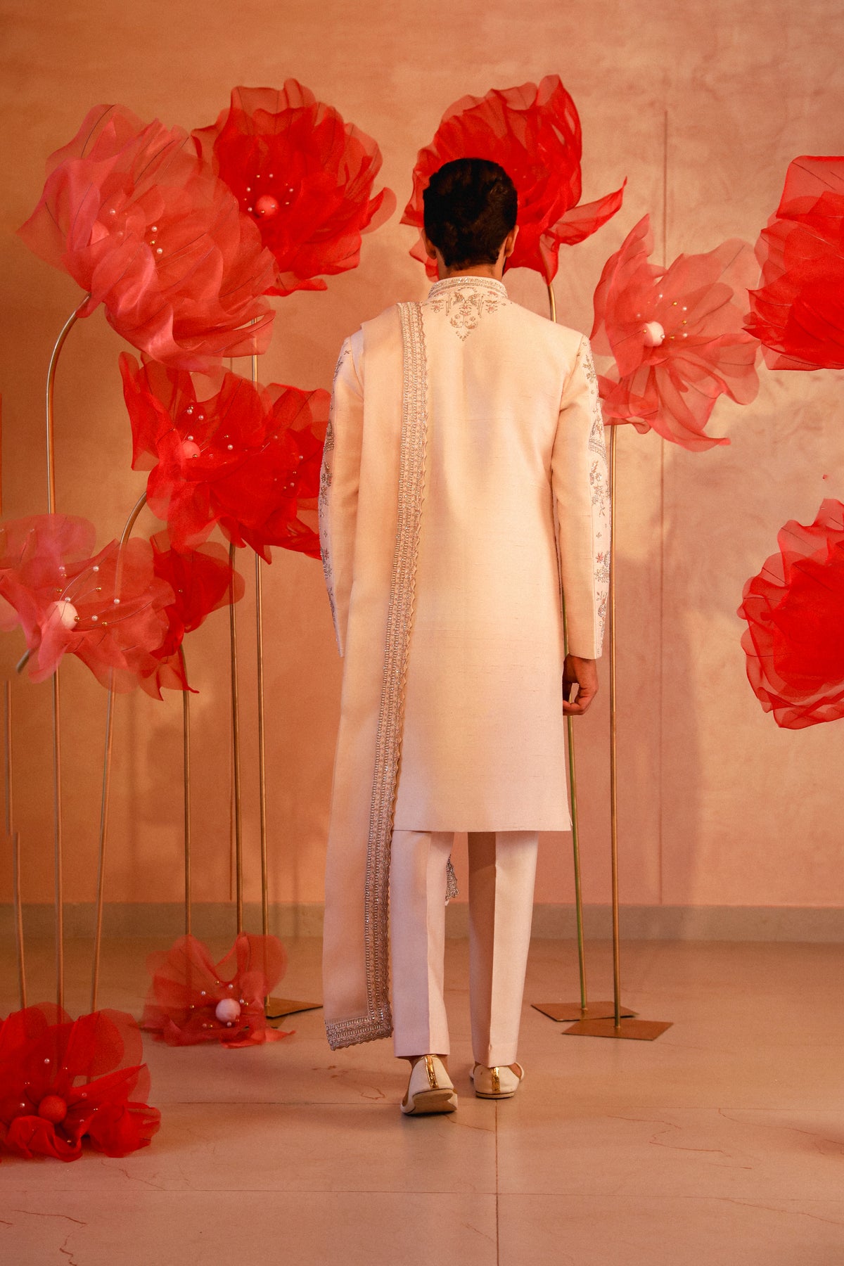 Calming ivory embroided sherwani