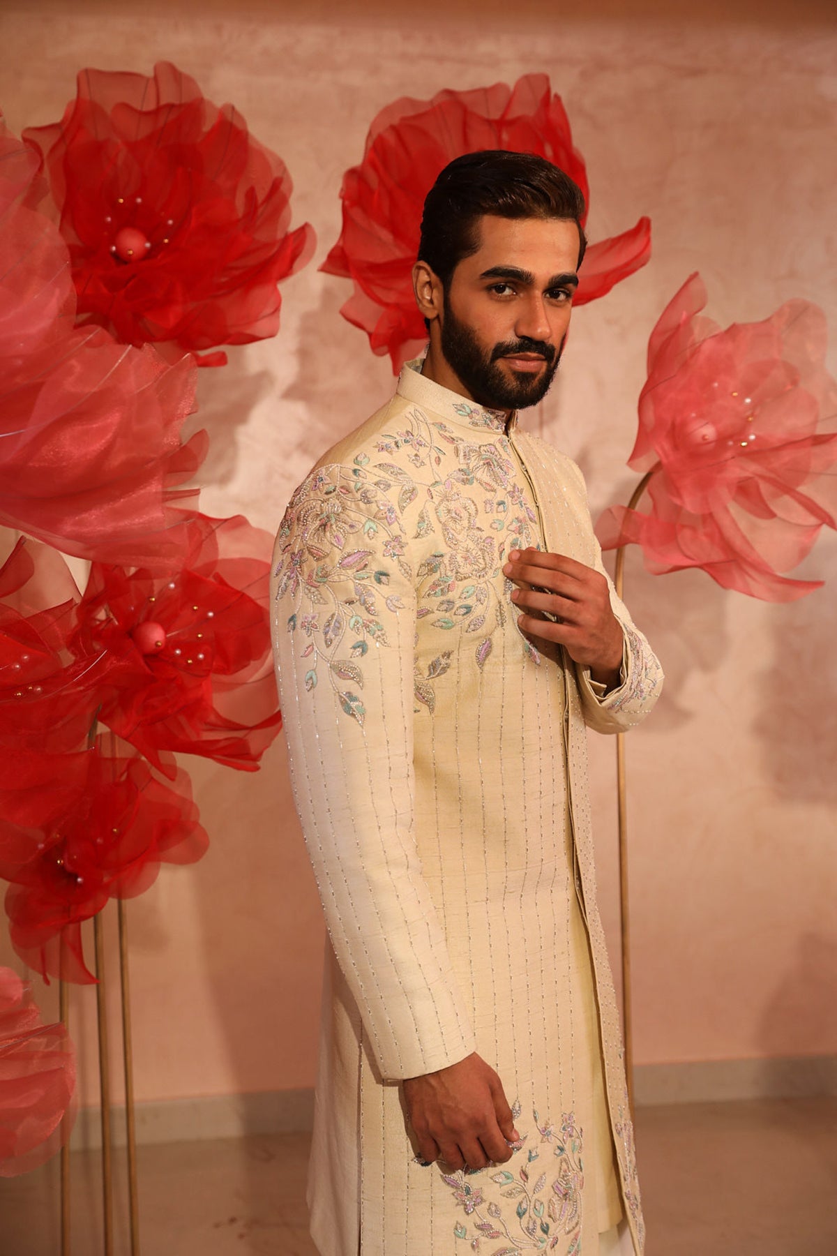 Calming ivory embroided sherwani