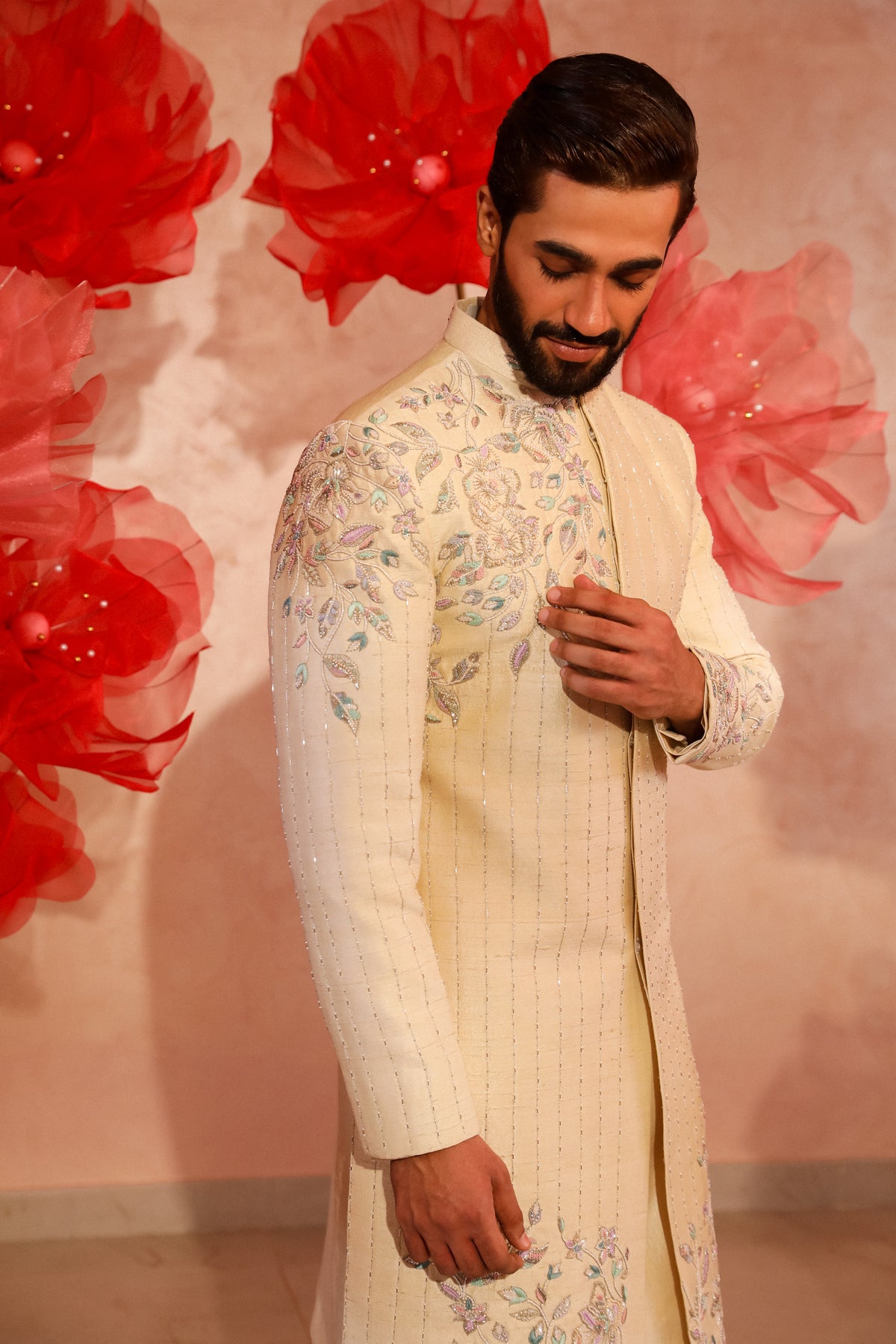 Calming ivory embroided sherwani