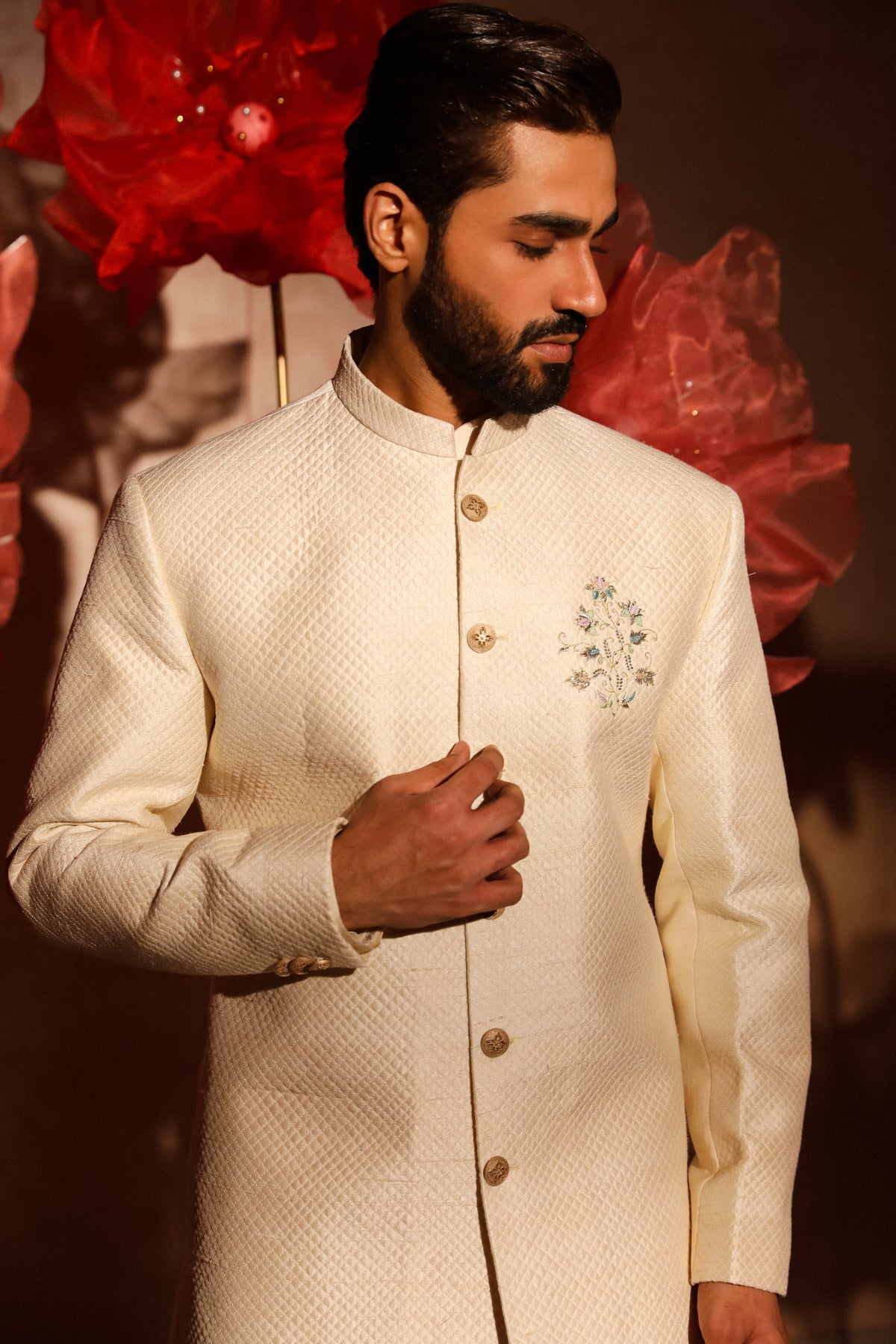 Ivory quiltted sherwani