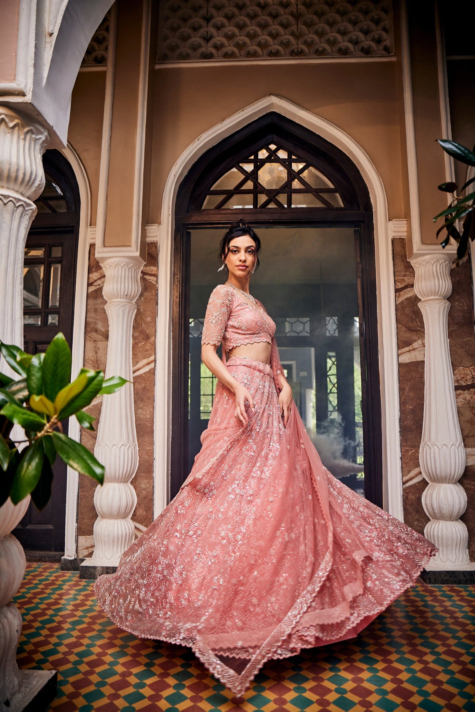 The Most Gorgeous Anamika Khanna Lehengas We Spotted On Real Brides |  WedMeGood