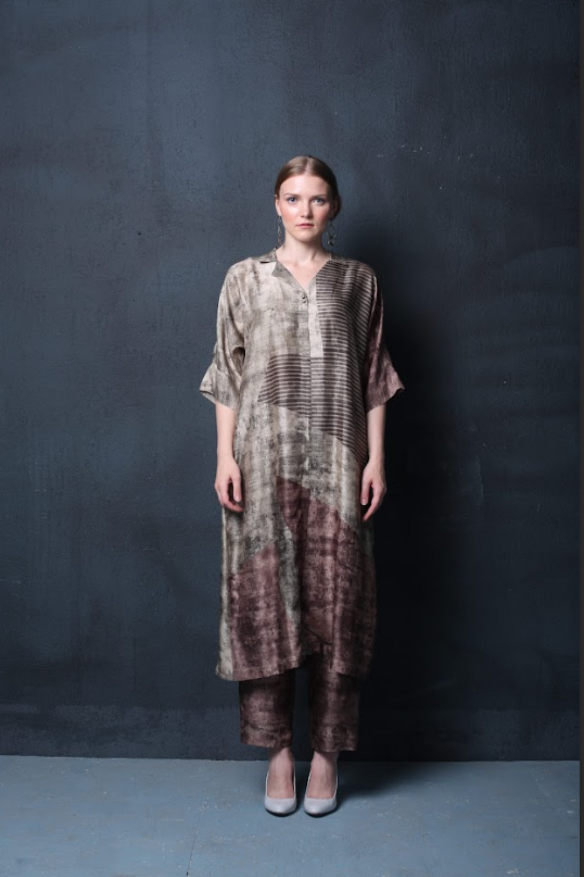 Brown Abstract Print Kurta Set