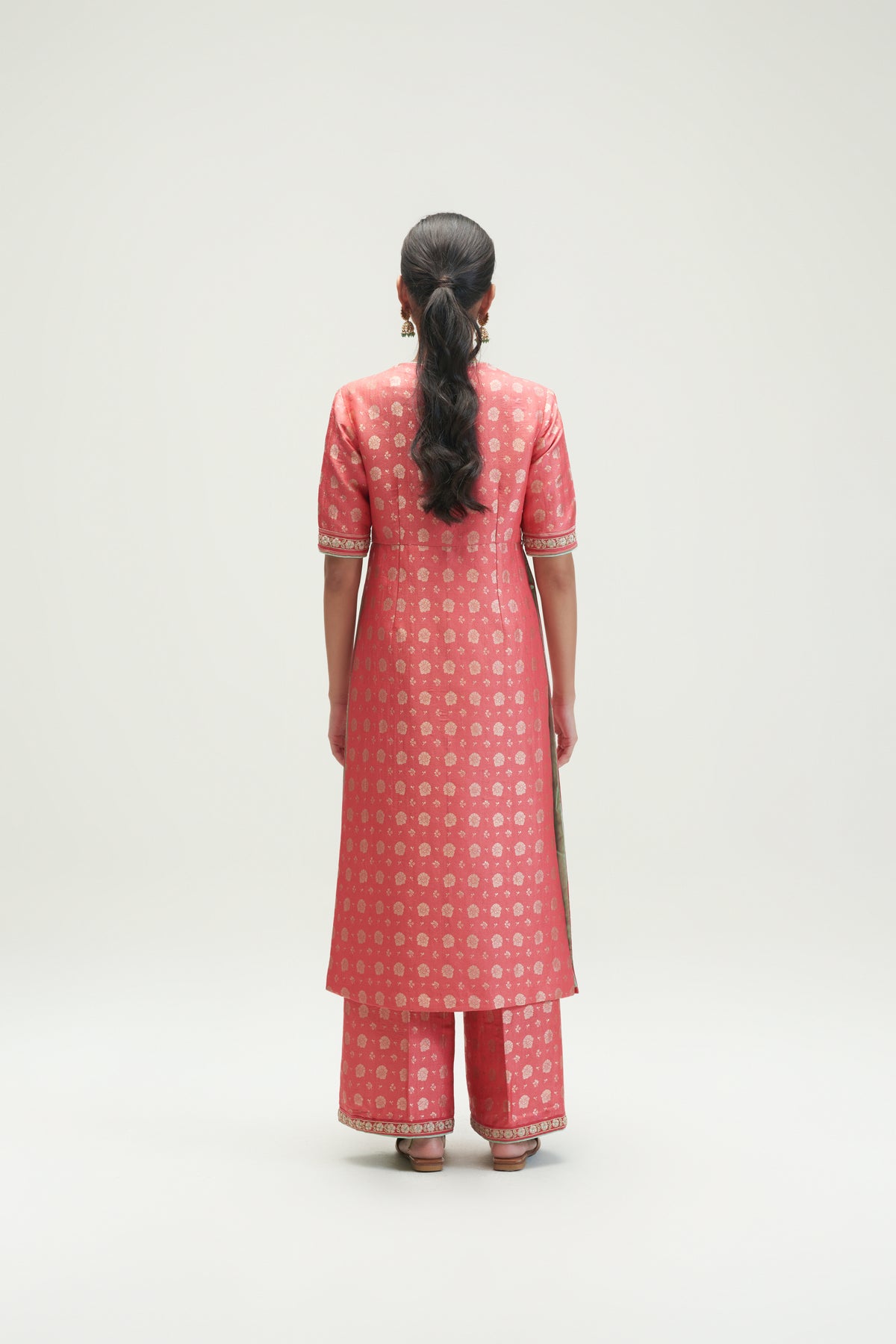 Amaltas Rouge Kurta Set